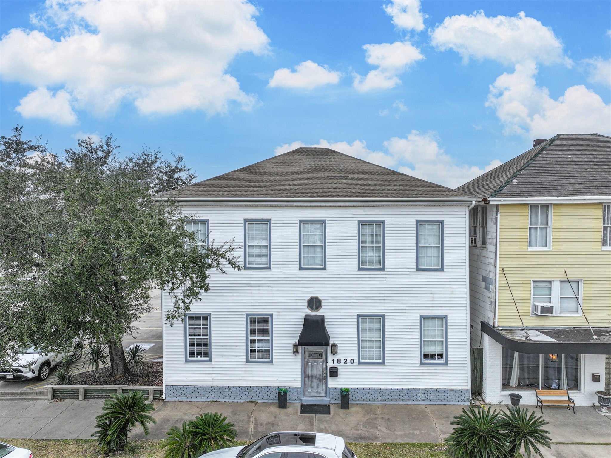 1820 Market Street 1 Property Photo 1