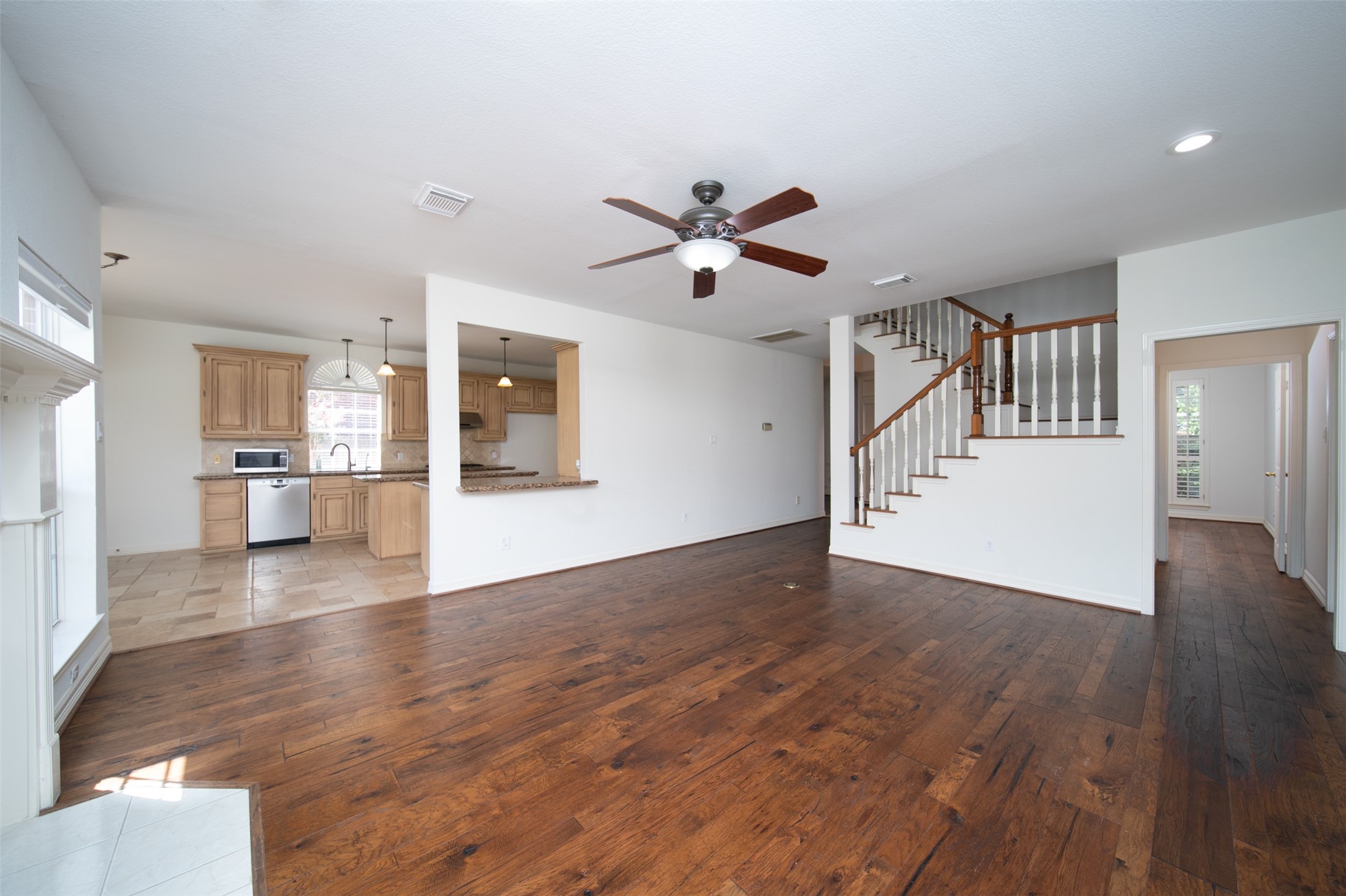 3815 Hogan Court Property Photo 9
