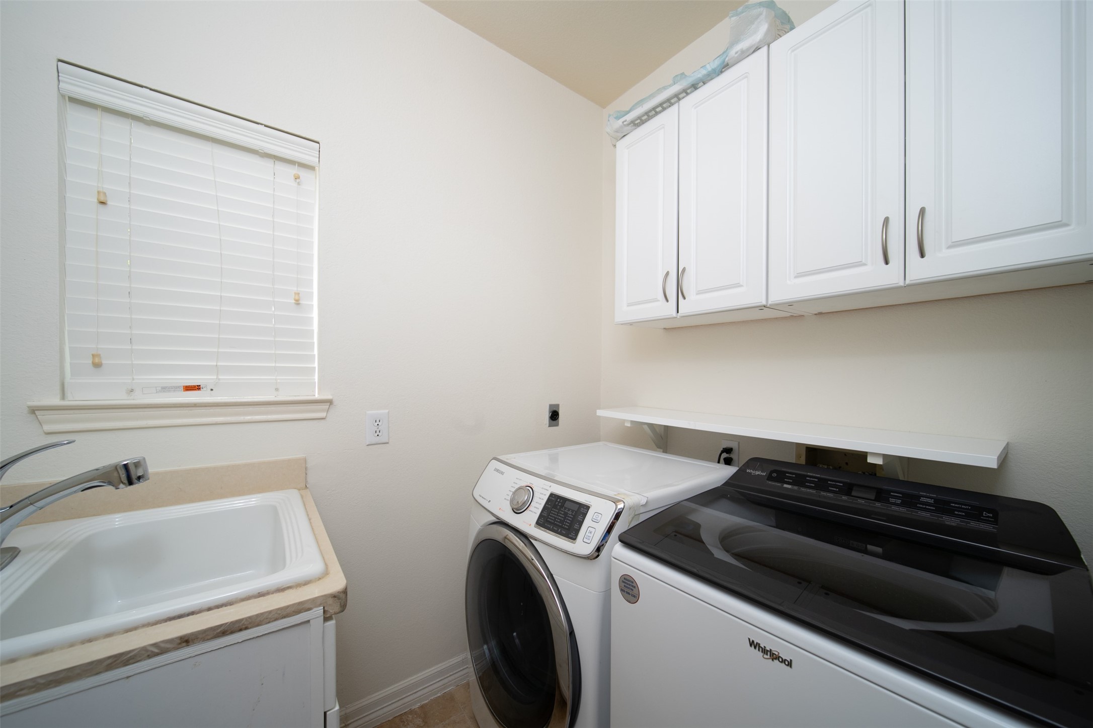 3815 Hogan Court Property Photo 16