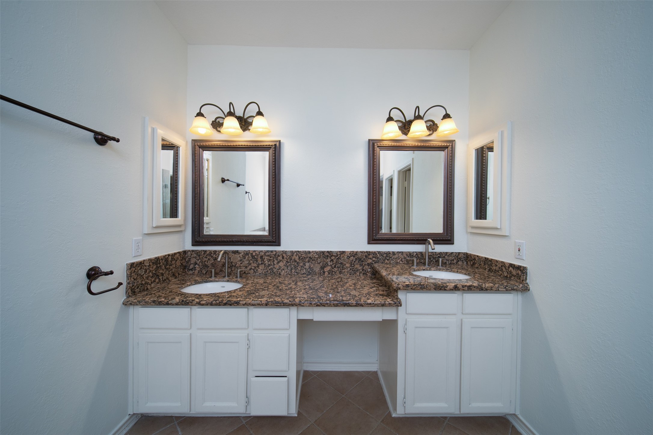 3815 Hogan Court Property Photo 20