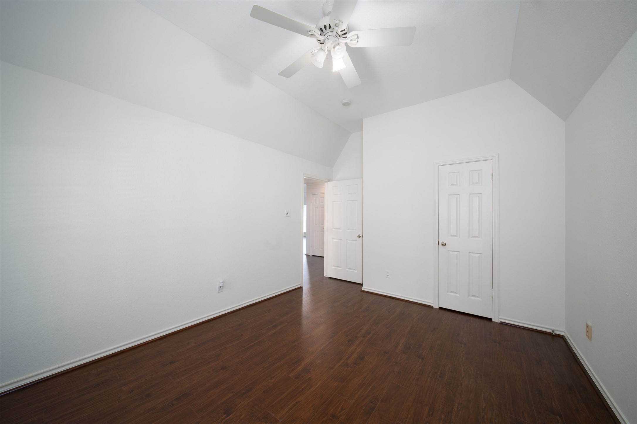 3815 Hogan Court Property Photo 26