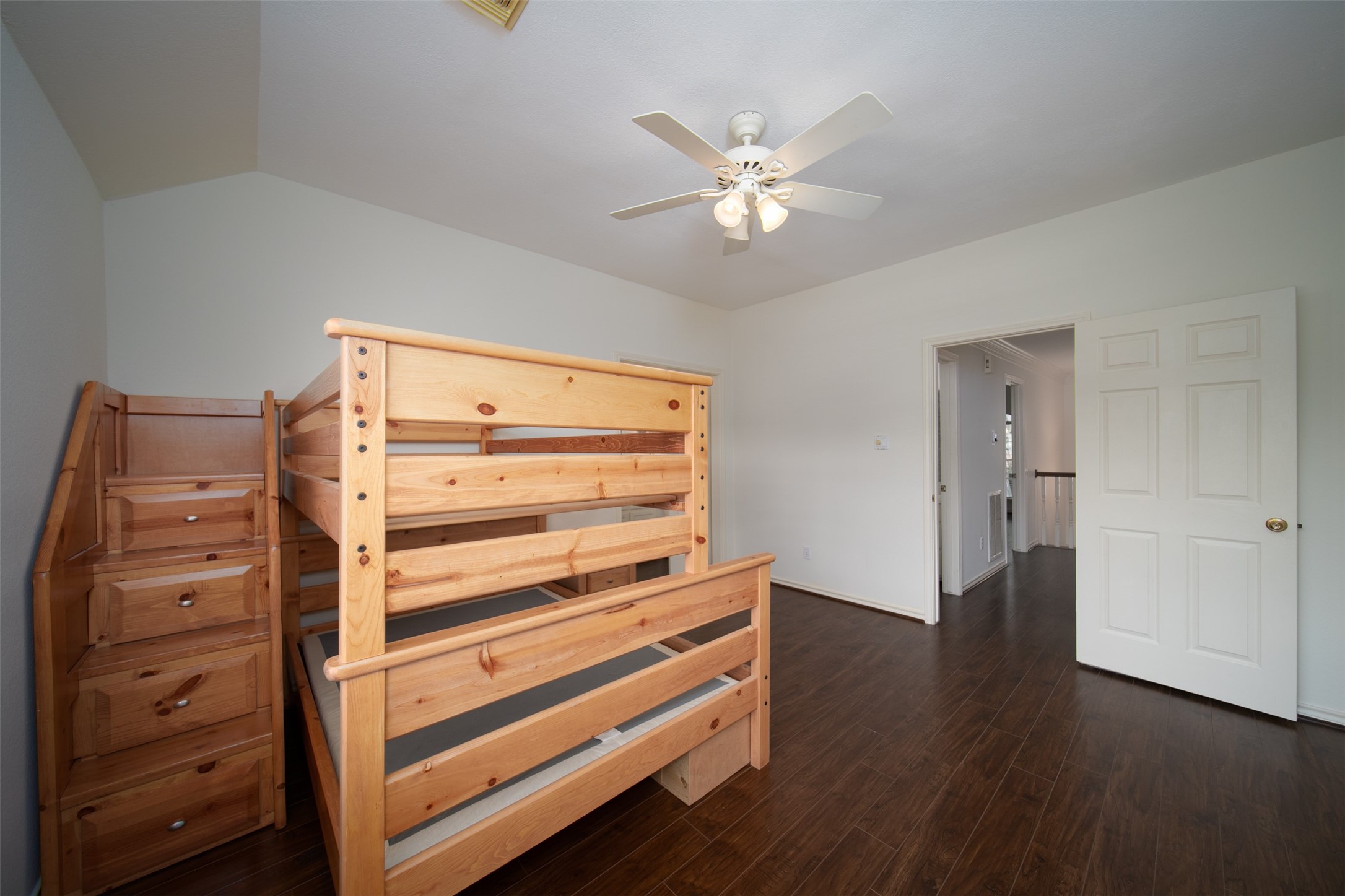 3815 Hogan Court Property Photo 28
