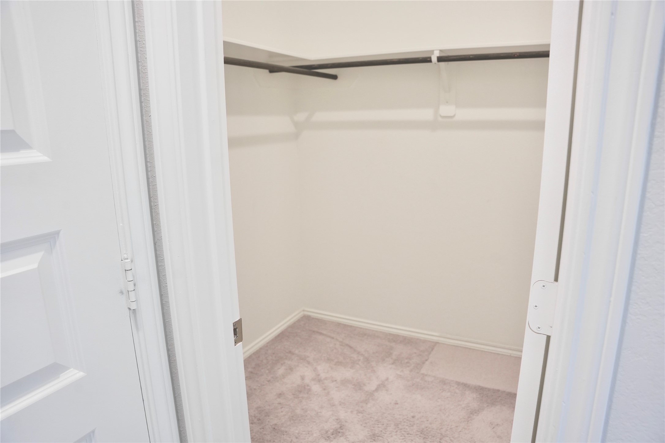24727 Tanoureen Drive Property Photo 29
