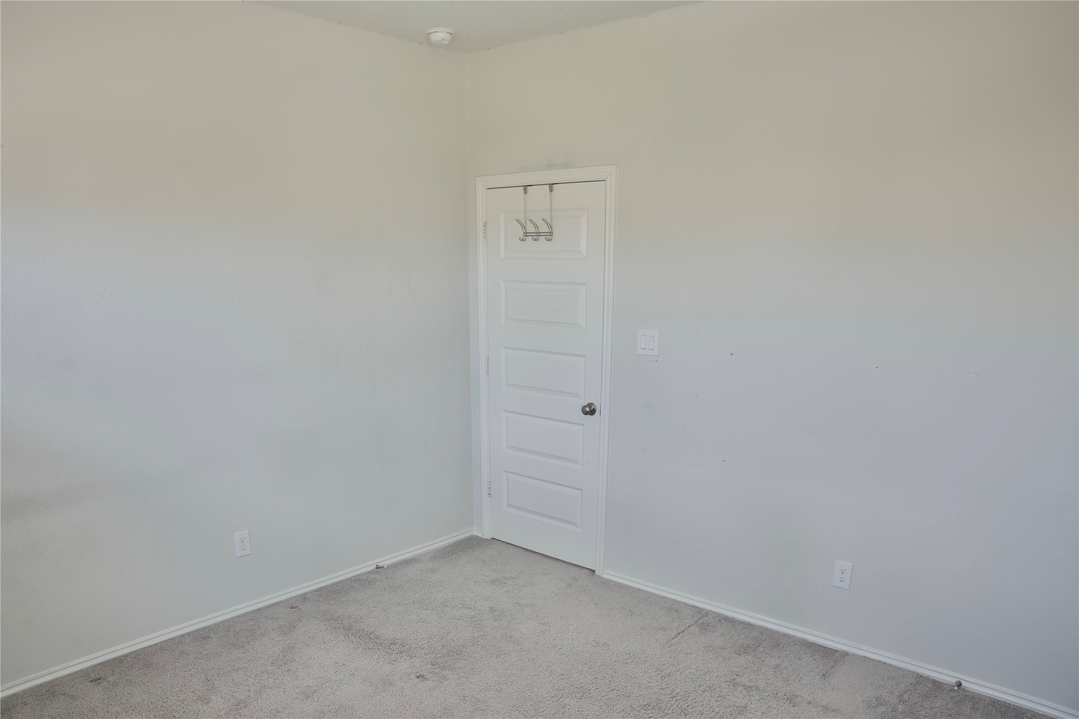 24727 Tanoureen Drive Property Photo 43