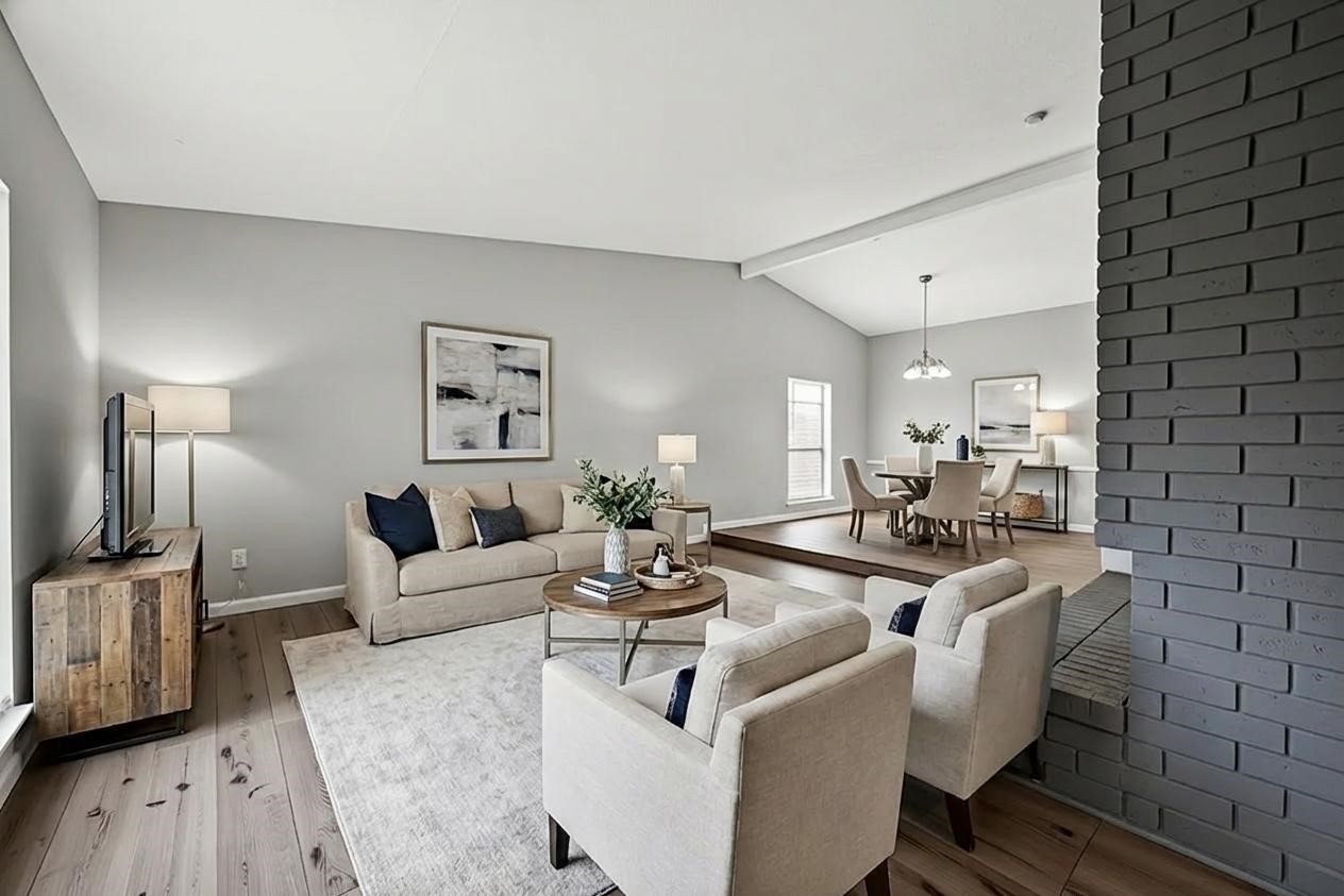 14034 Lourdes Drive Property Photo 4