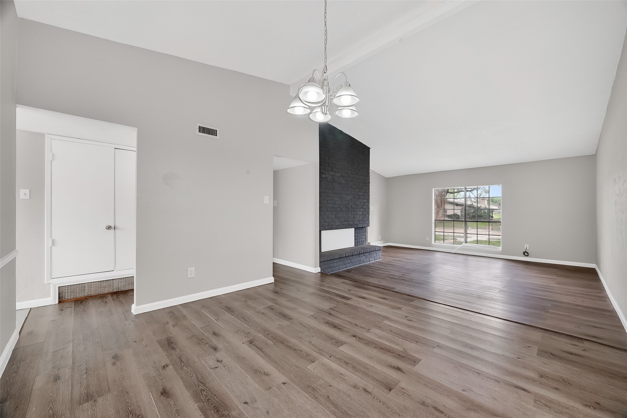 14034 Lourdes Drive Property Photo 10