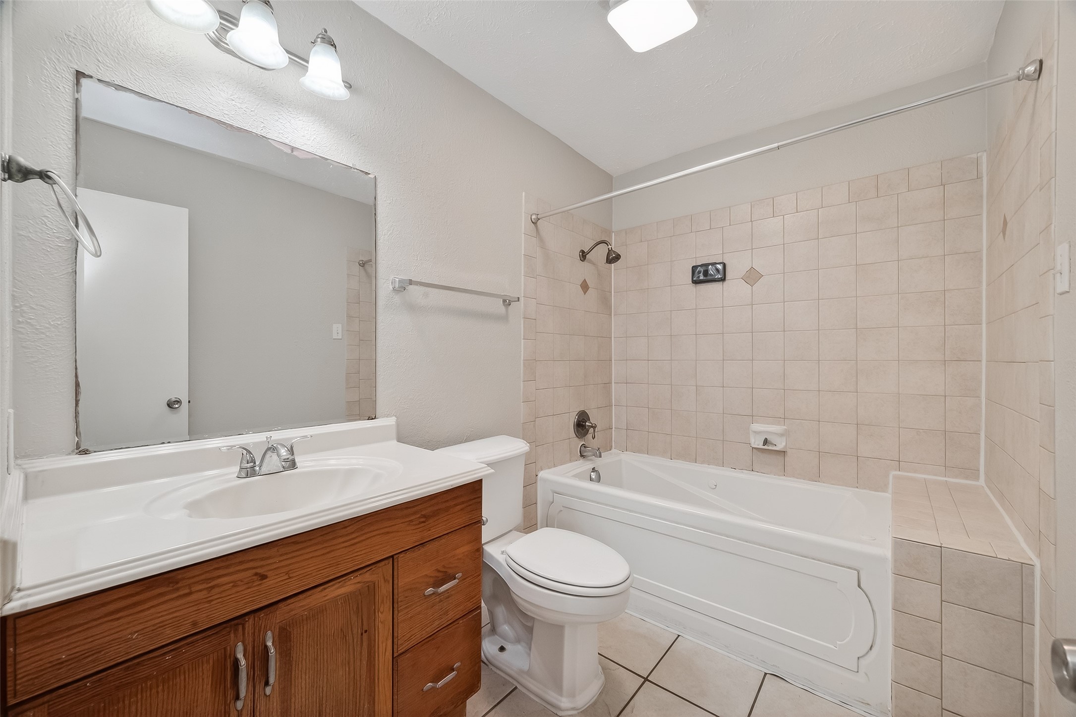 14034 Lourdes Drive Property Photo 28