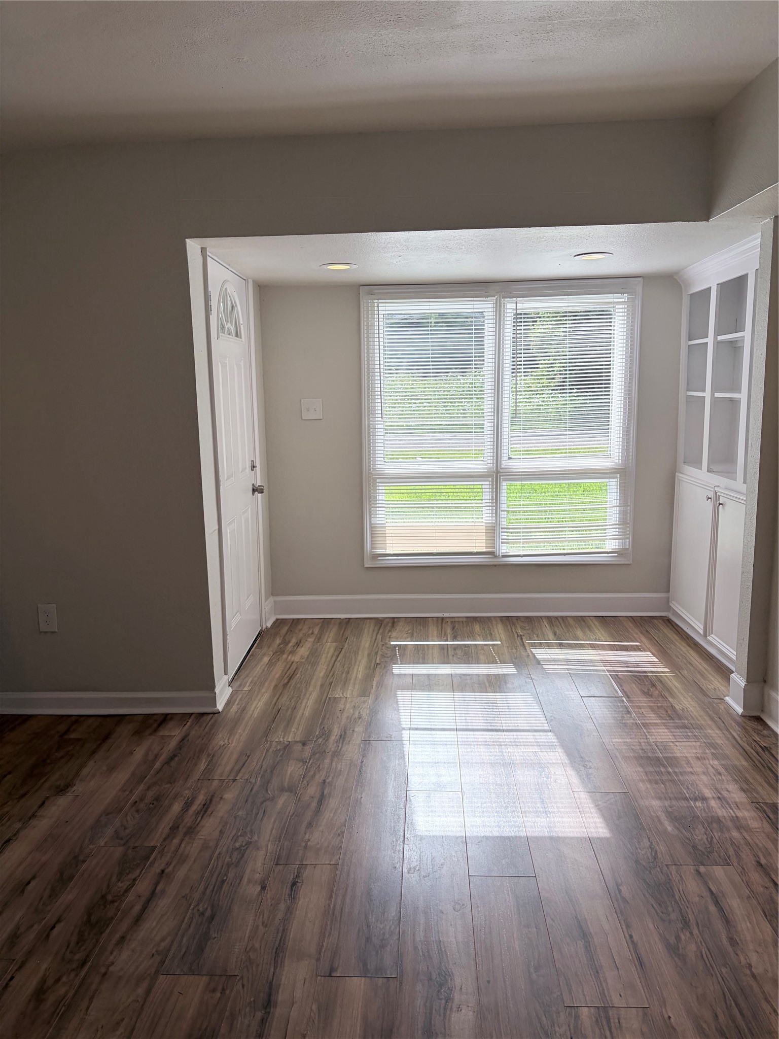 208 Preston Street Property Photo 6