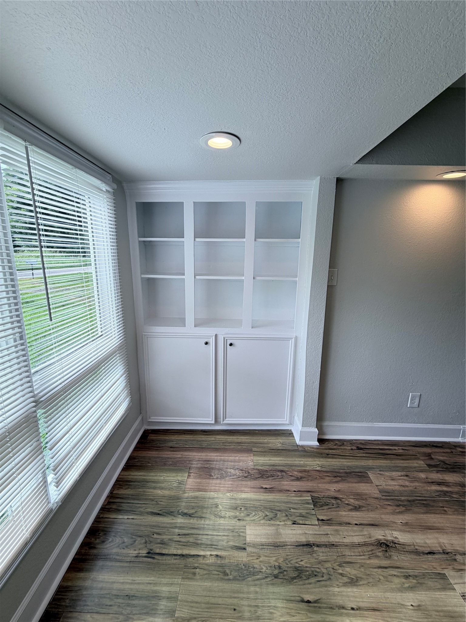 208 Preston Street Property Photo 8