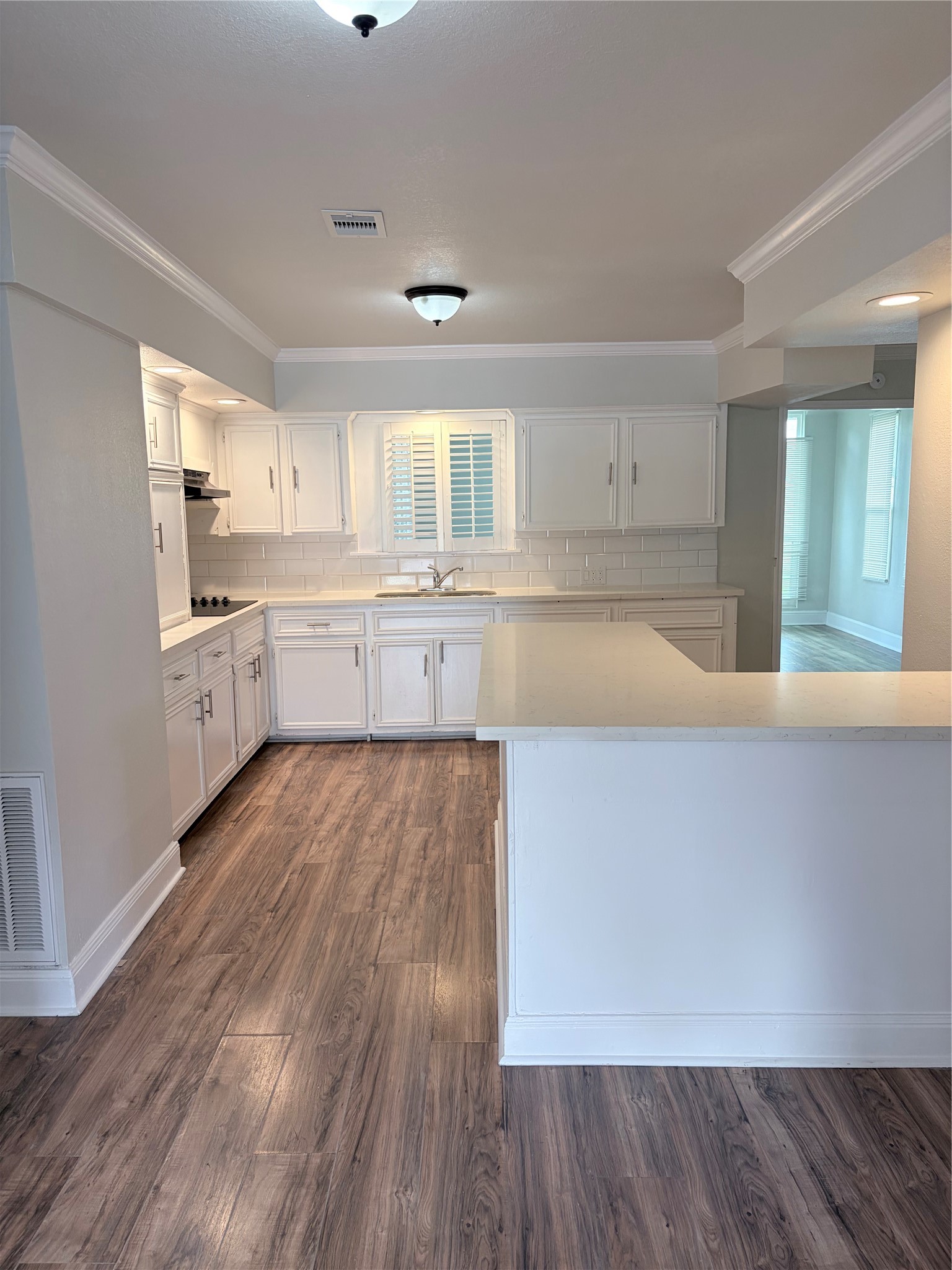 208 Preston Street Property Photo 11