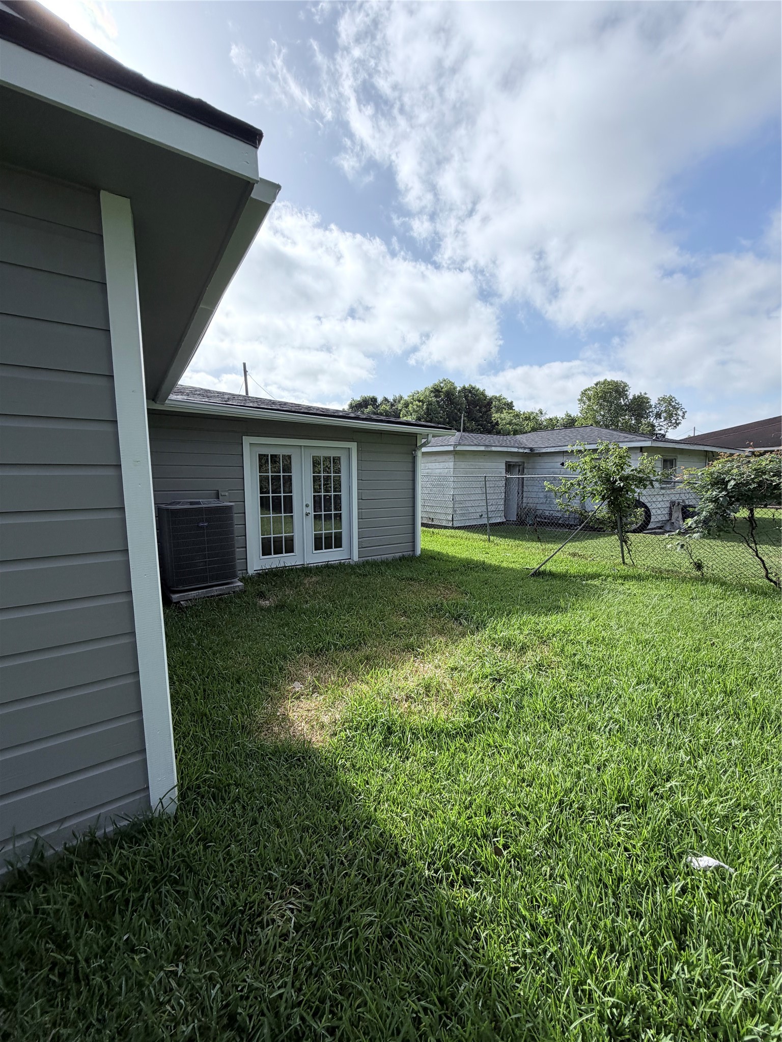 208 Preston Street Property Photo 23