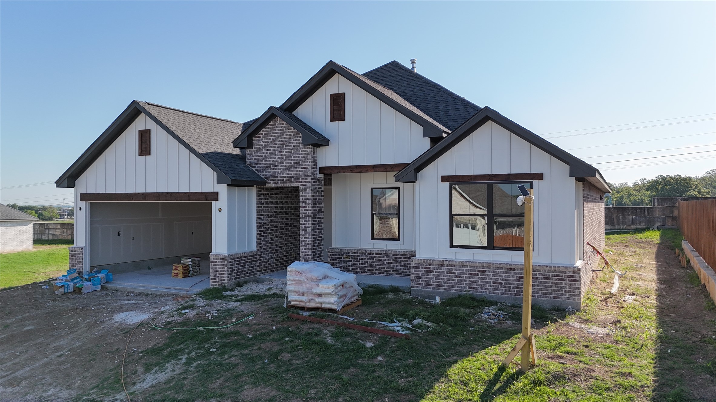 Giddings Middle School Real Estate Listings Main Image