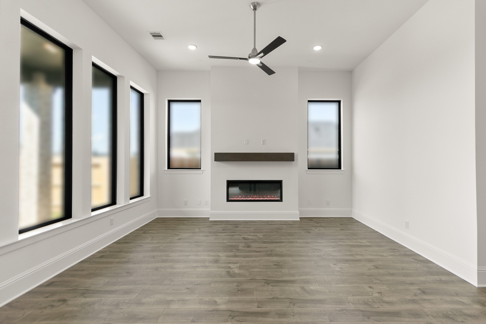 18611 Sweet Basil Drive Property Photo 23