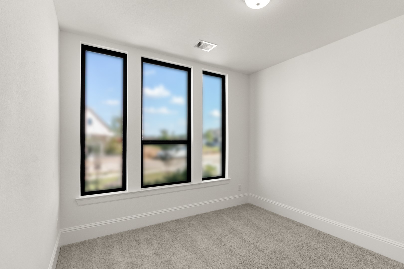 18611 Sweet Basil Drive Property Photo 32