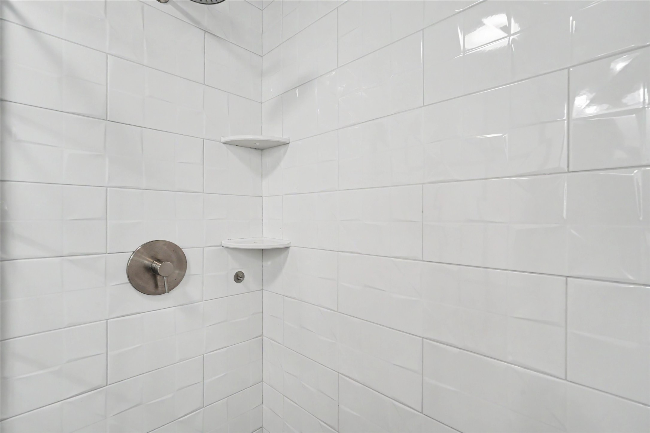 370 Ling Street Property Photo 15