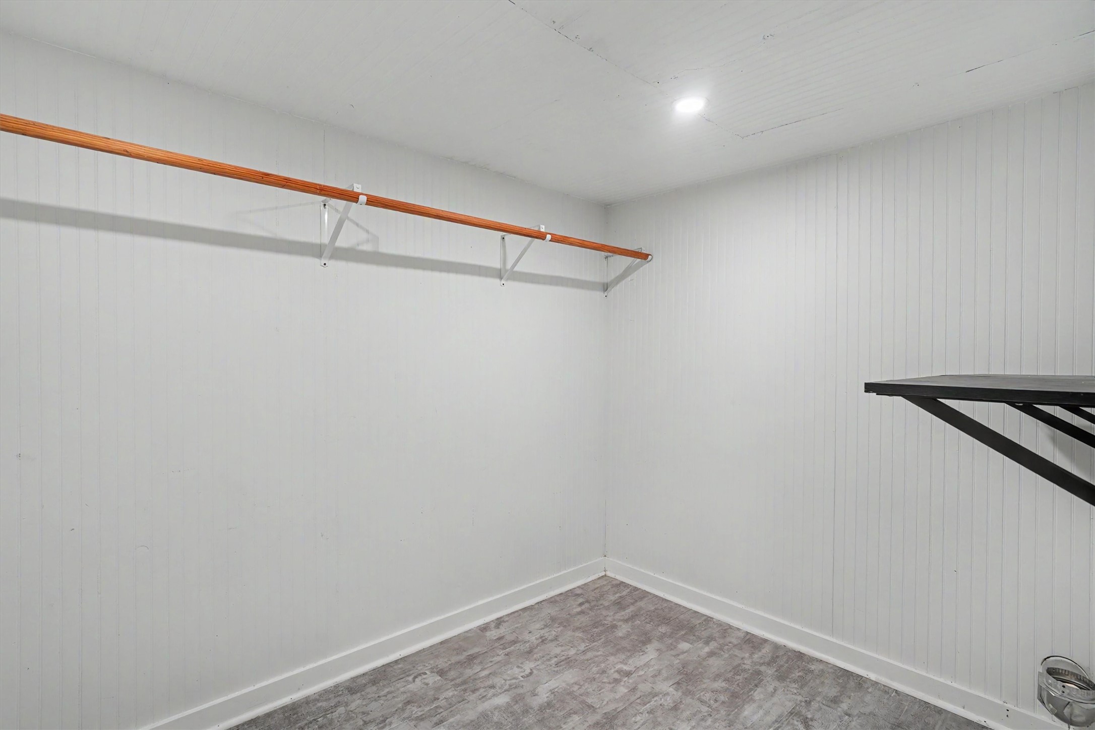 370 Ling Street Property Photo 27