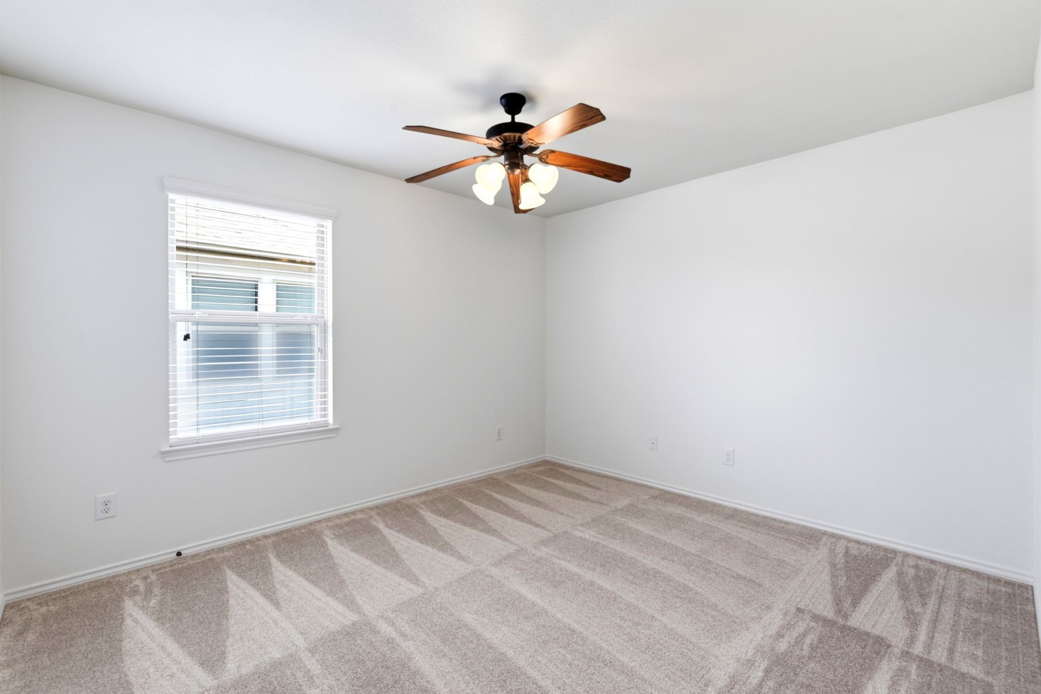 25322 Alverstone Drive Property Photo 33