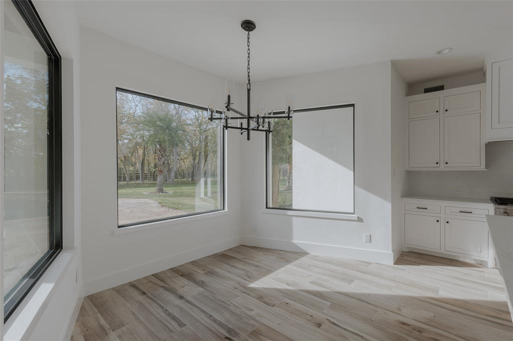 8530 Halls Retreat Court Property Photo 8