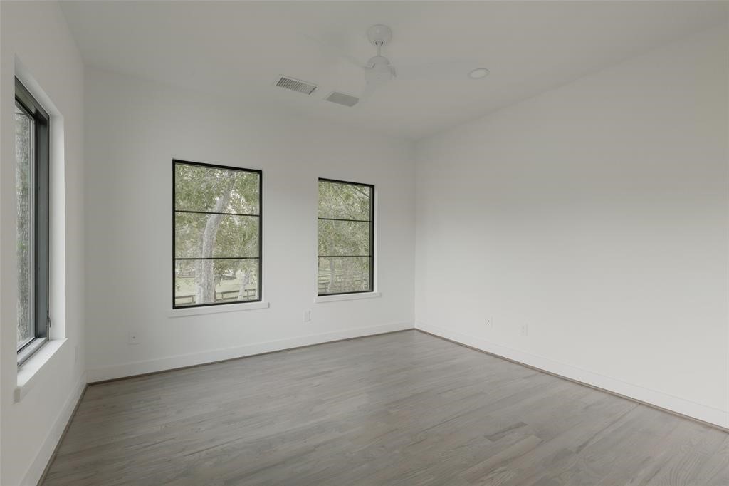 8530 Halls Retreat Court Property Photo 24