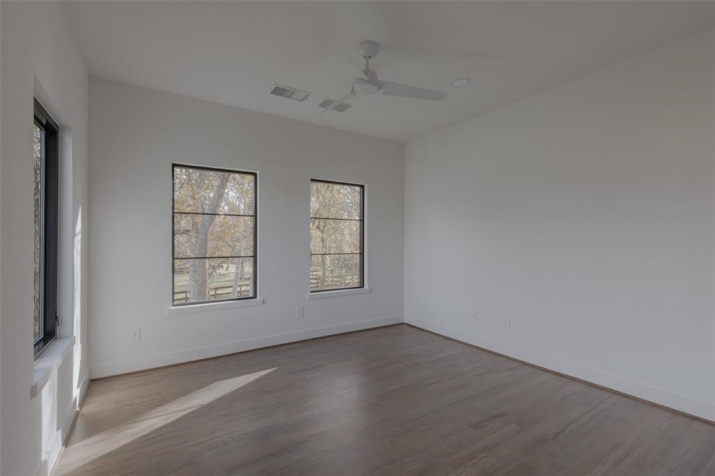 8530 Halls Retreat Court Property Photo 26