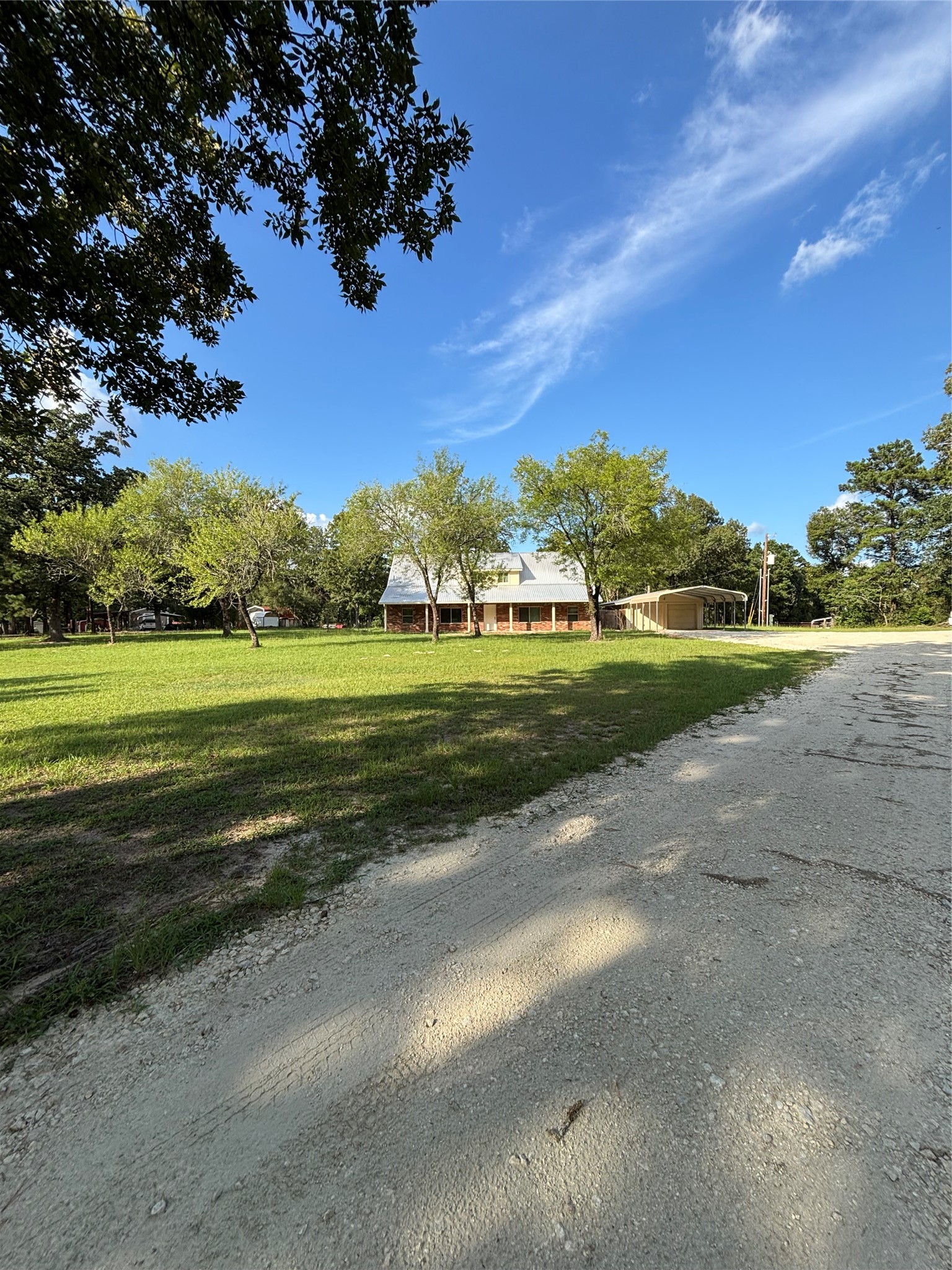 8049 Forest Hills Drive Property Photo 4