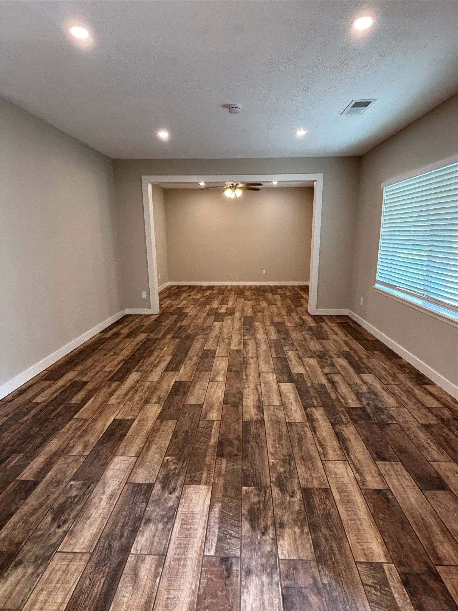 8049 Forest Hills Drive Property Photo 12
