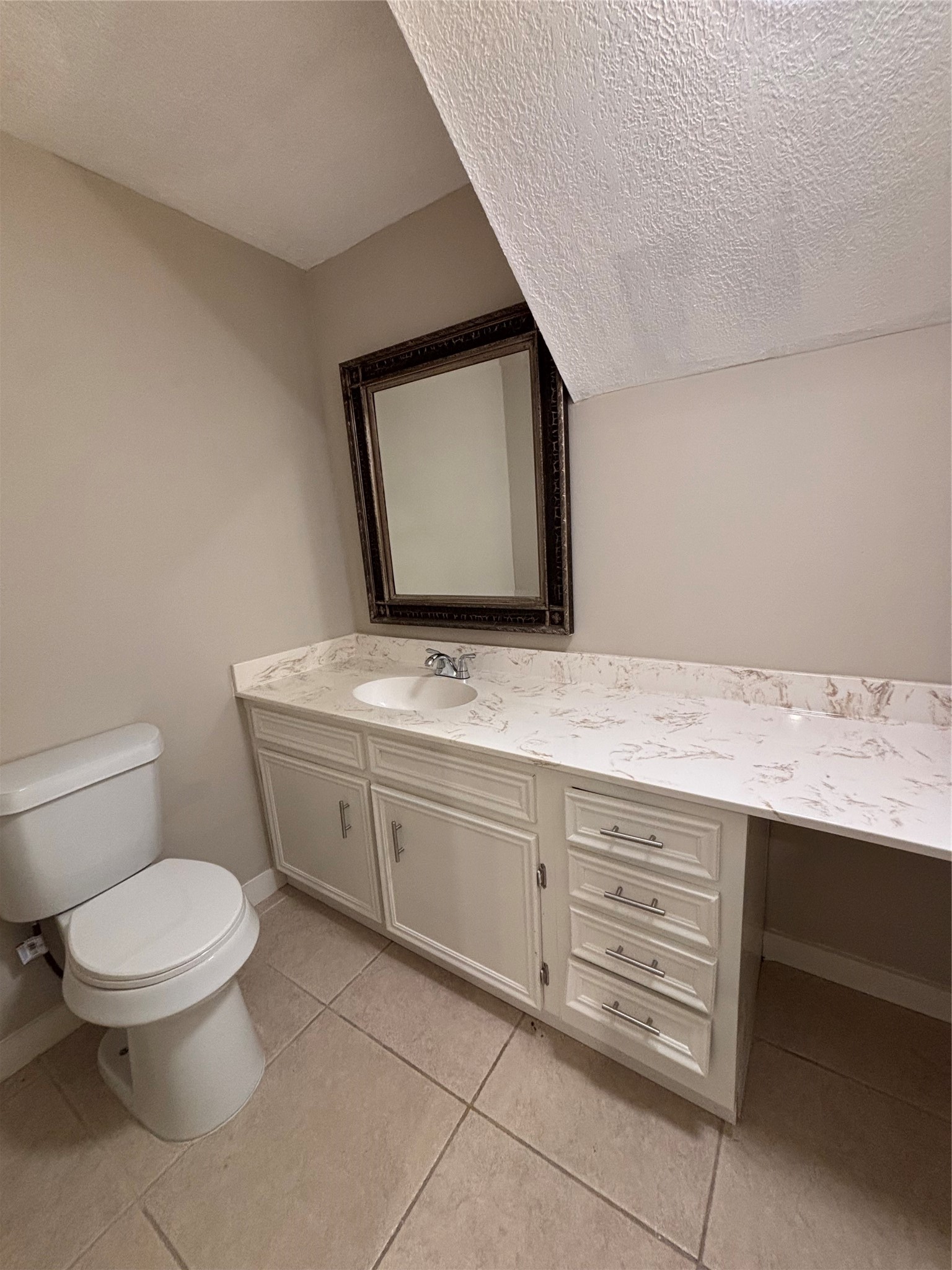 8049 Forest Hills Drive Property Photo 24