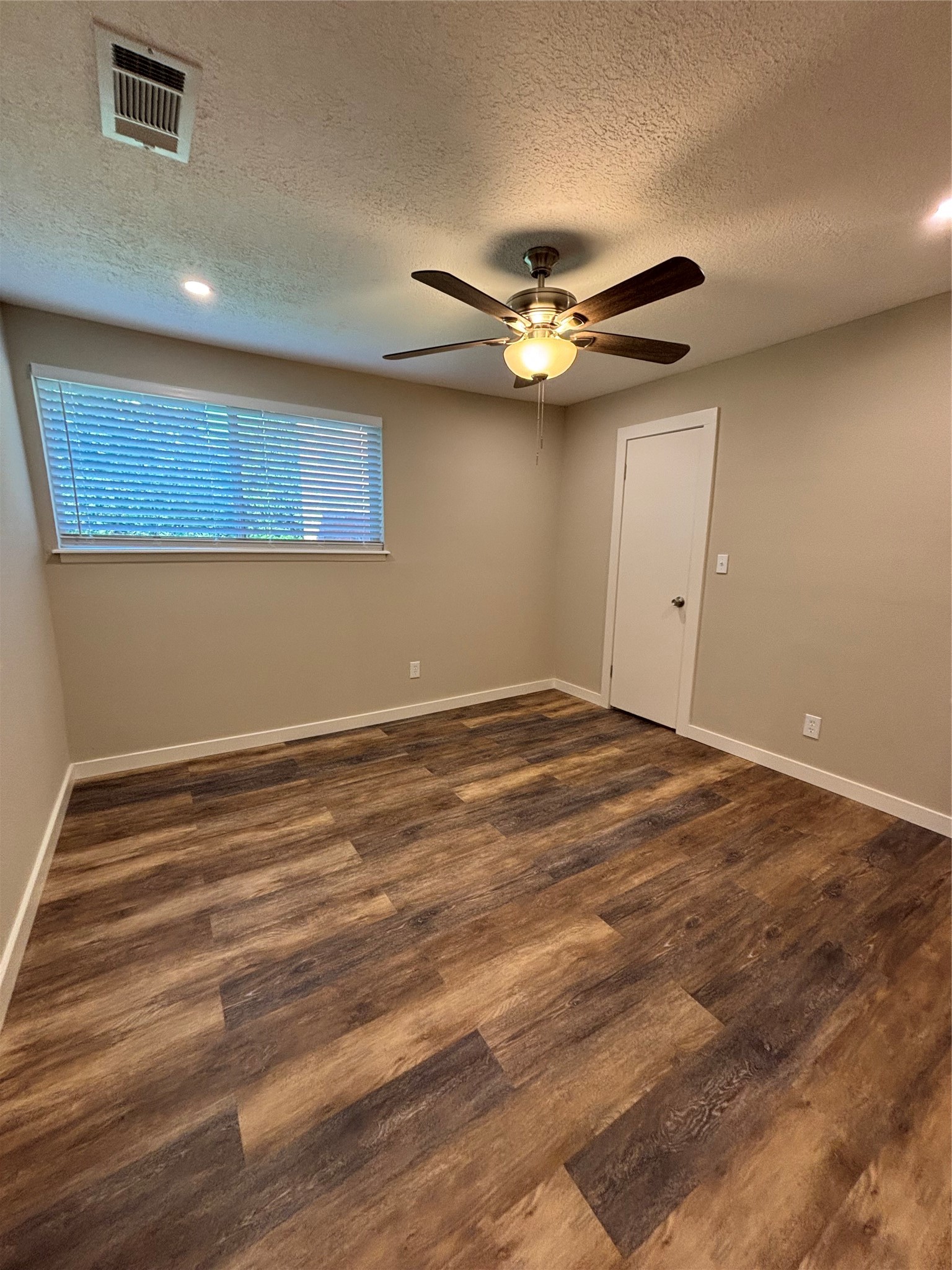 8049 Forest Hills Drive Property Photo 32