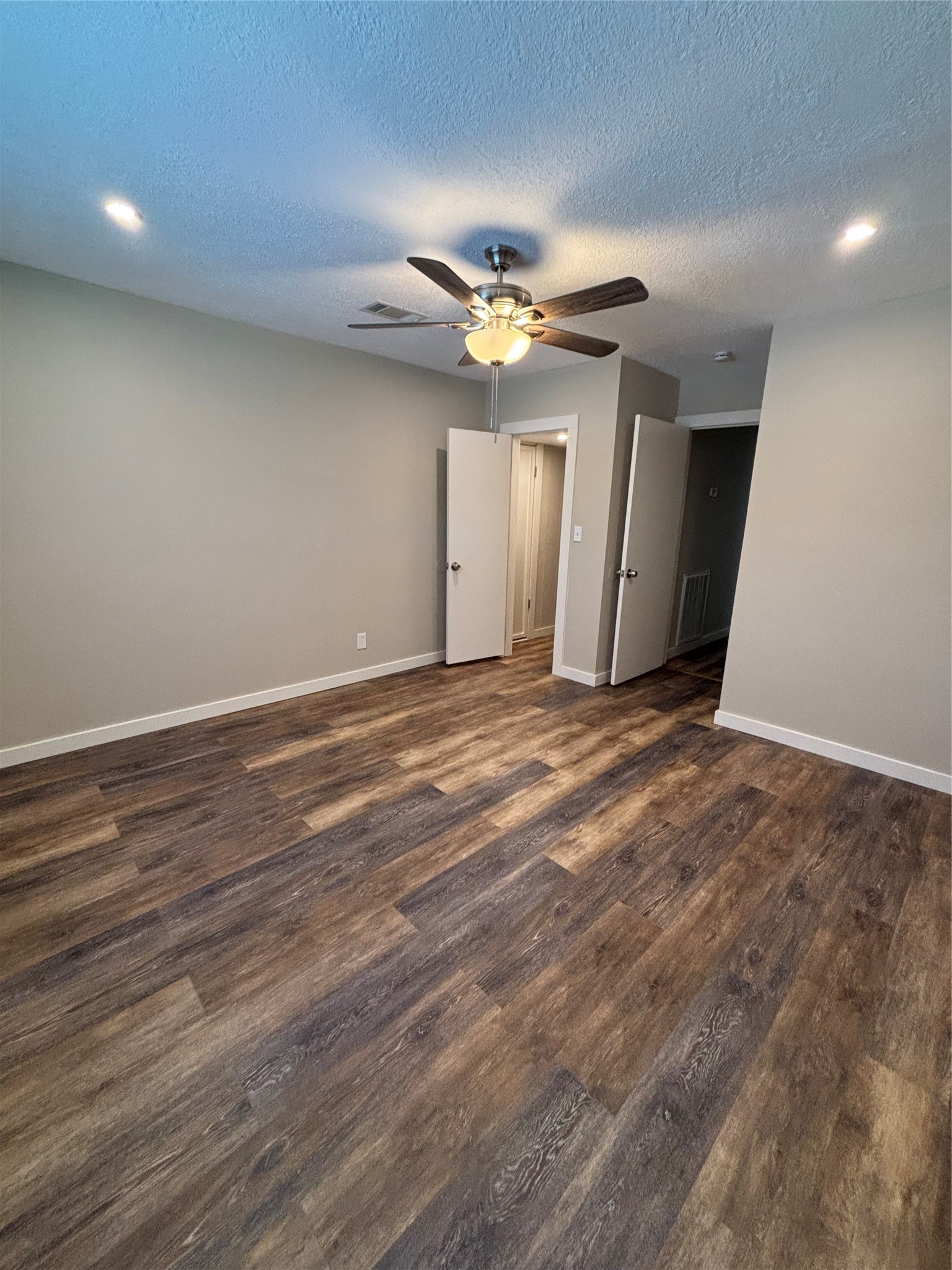 8049 Forest Hills Drive Property Photo 33