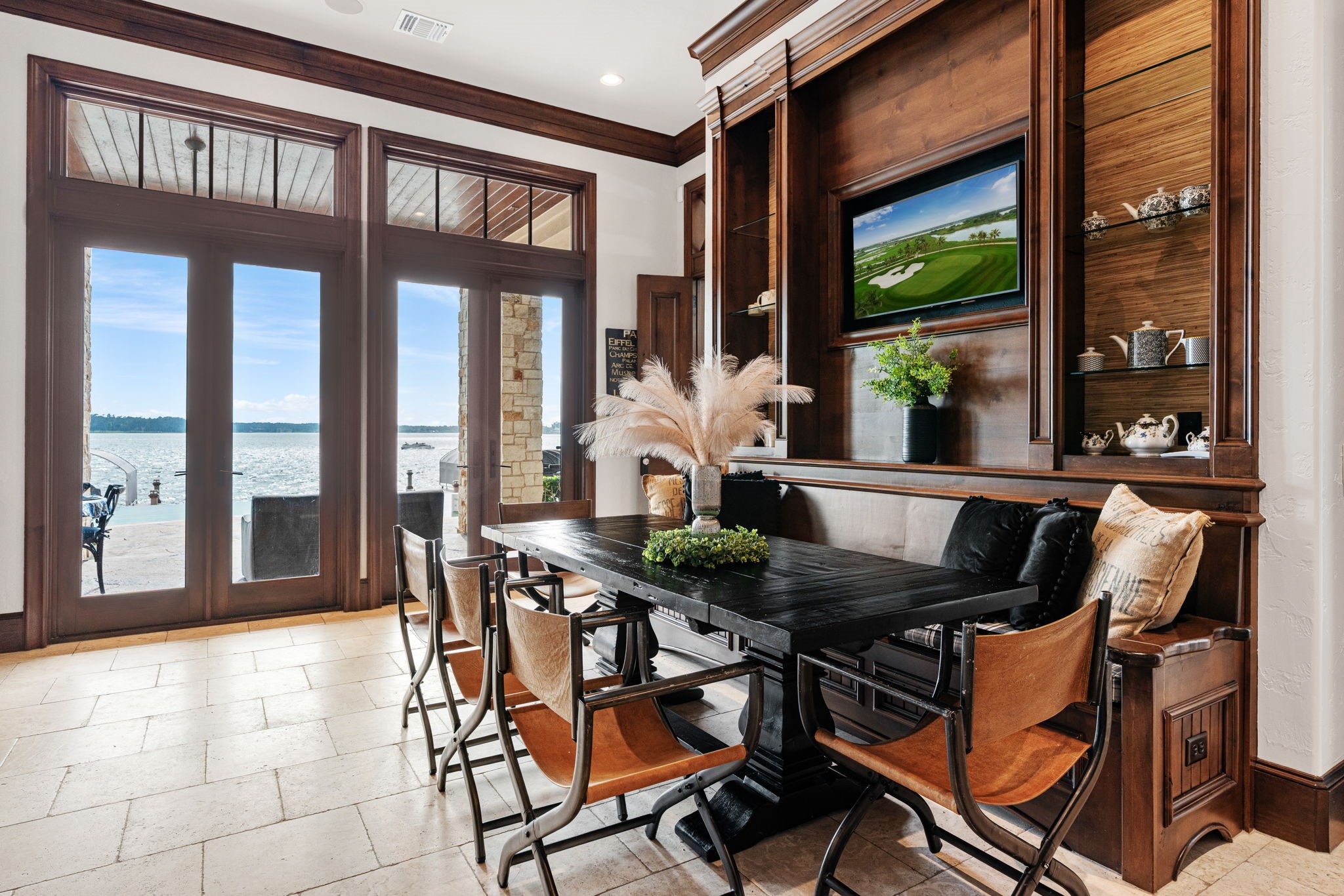 64 Benthaven W Property Photo 14