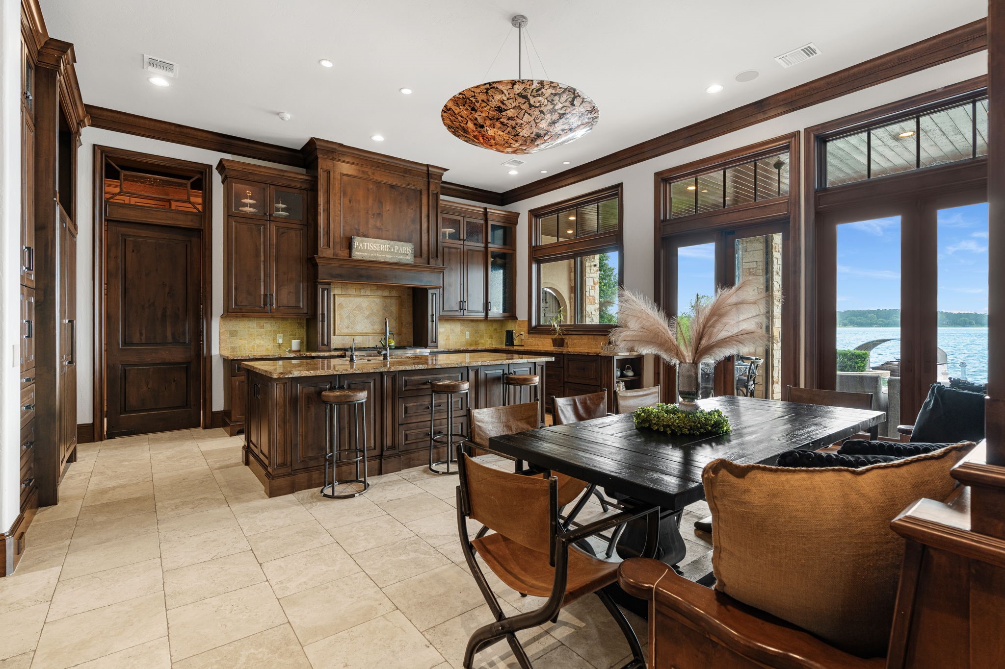 64 Benthaven W Property Photo 15