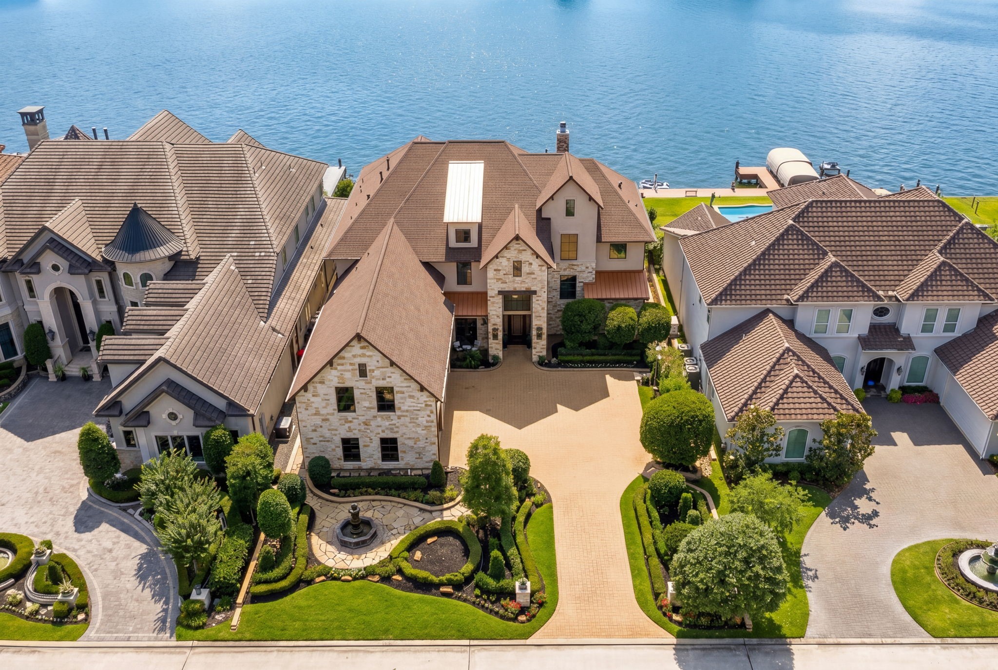 64 Benthaven W Property Photo 34