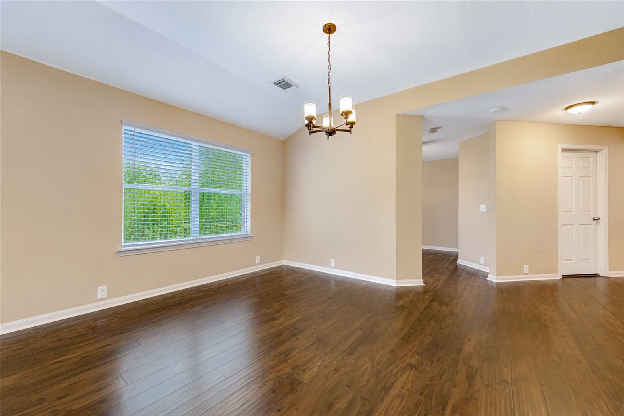 6323 Canyon Rock Way Property Photo 7