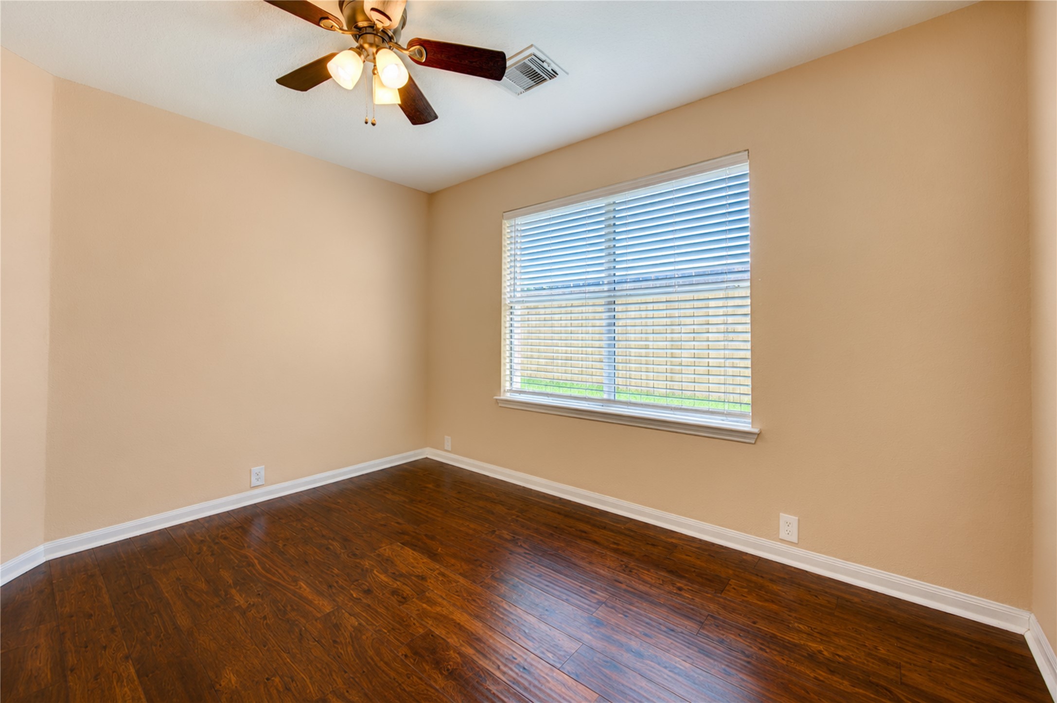 6323 Canyon Rock Way Property Photo 8