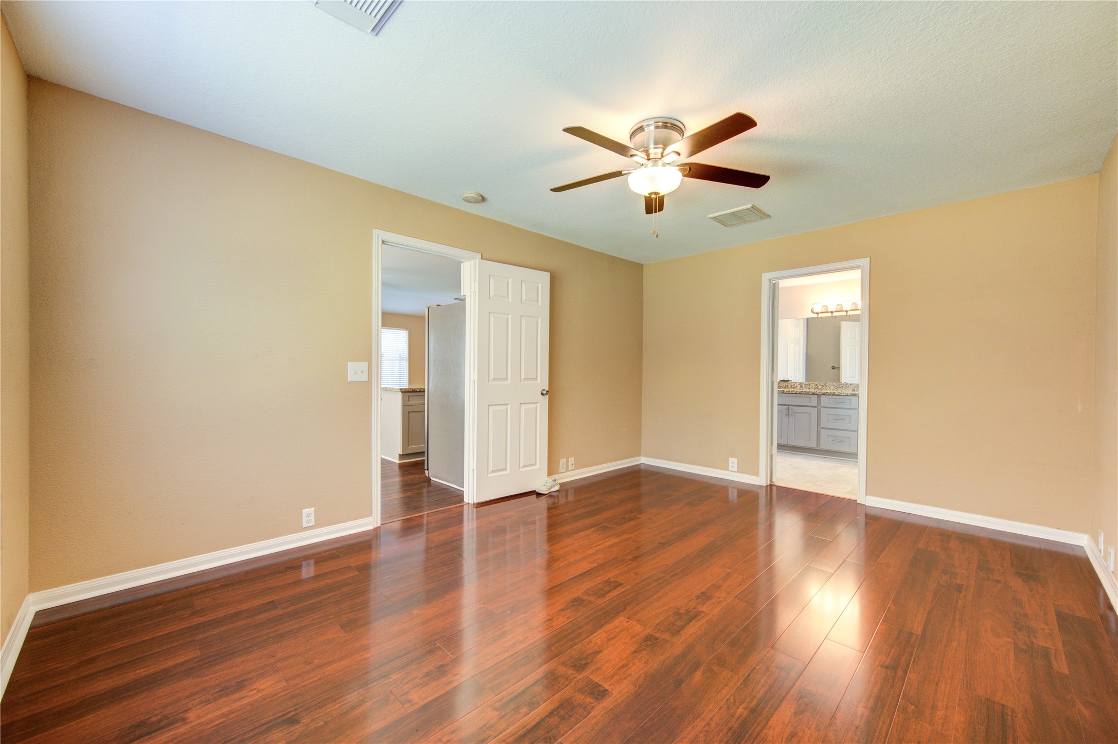 6323 Canyon Rock Way Property Photo 14