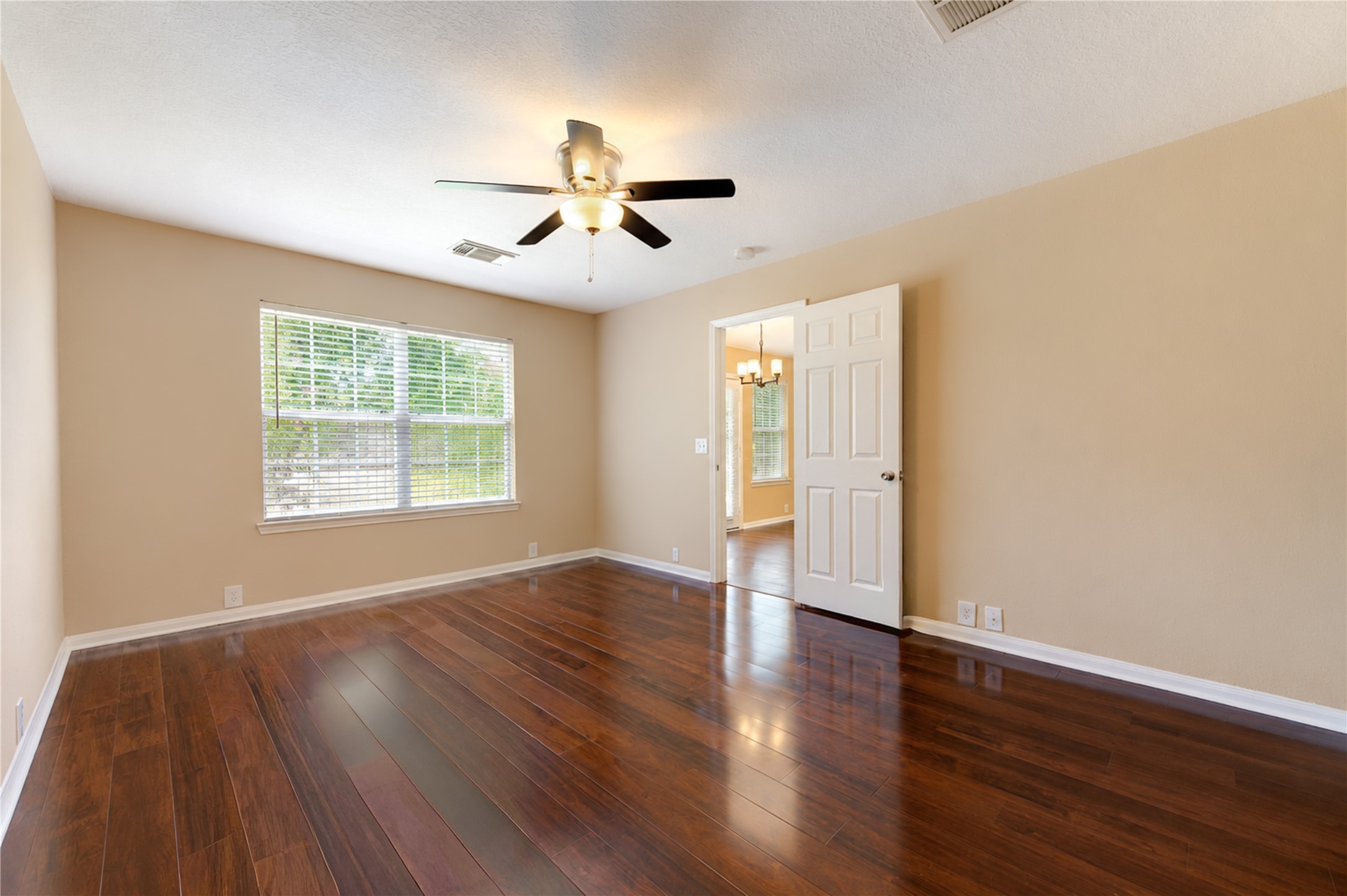 6323 Canyon Rock Way Property Photo 15