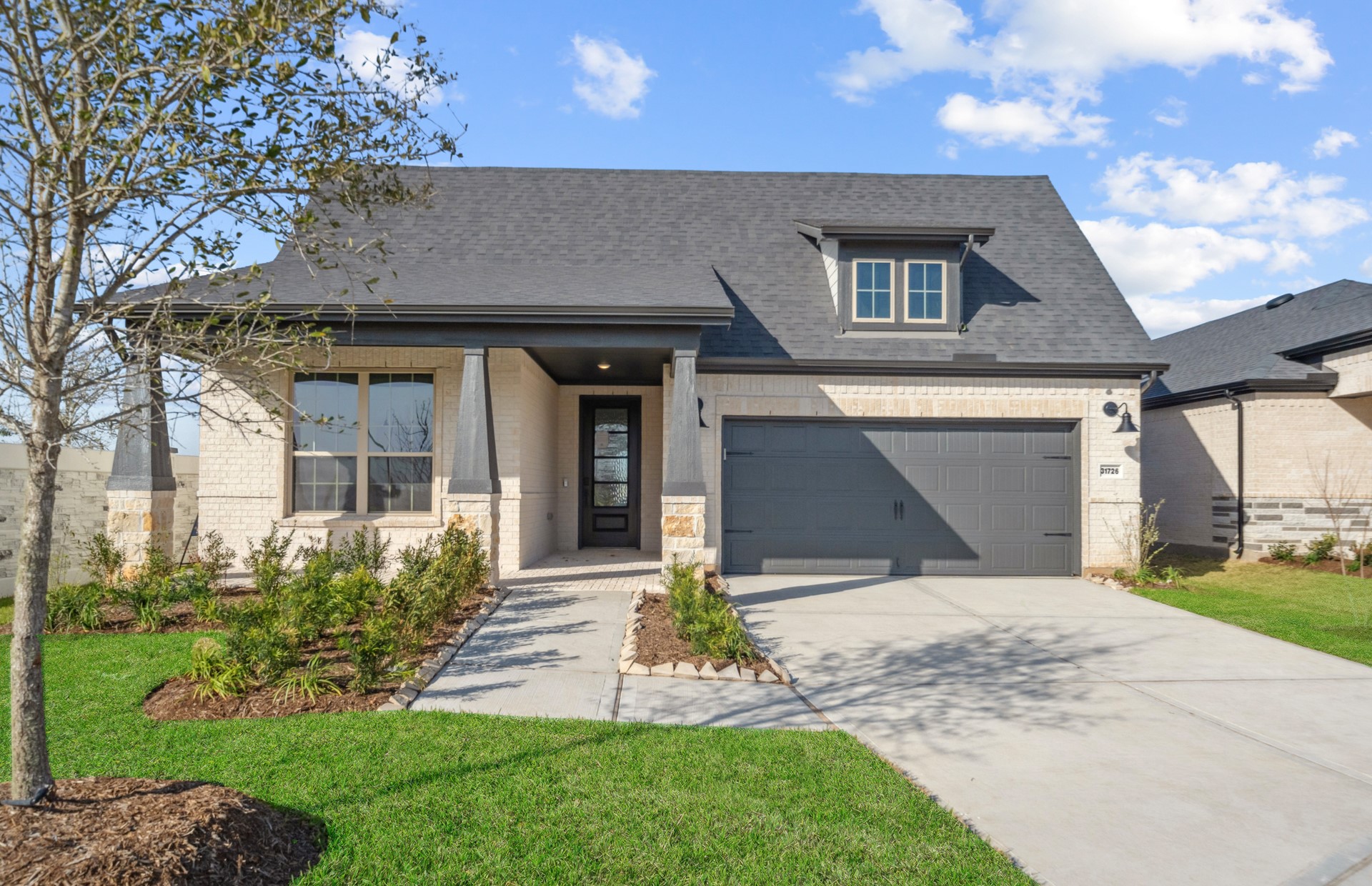 31726 Pleasant View Court Property Photo 1