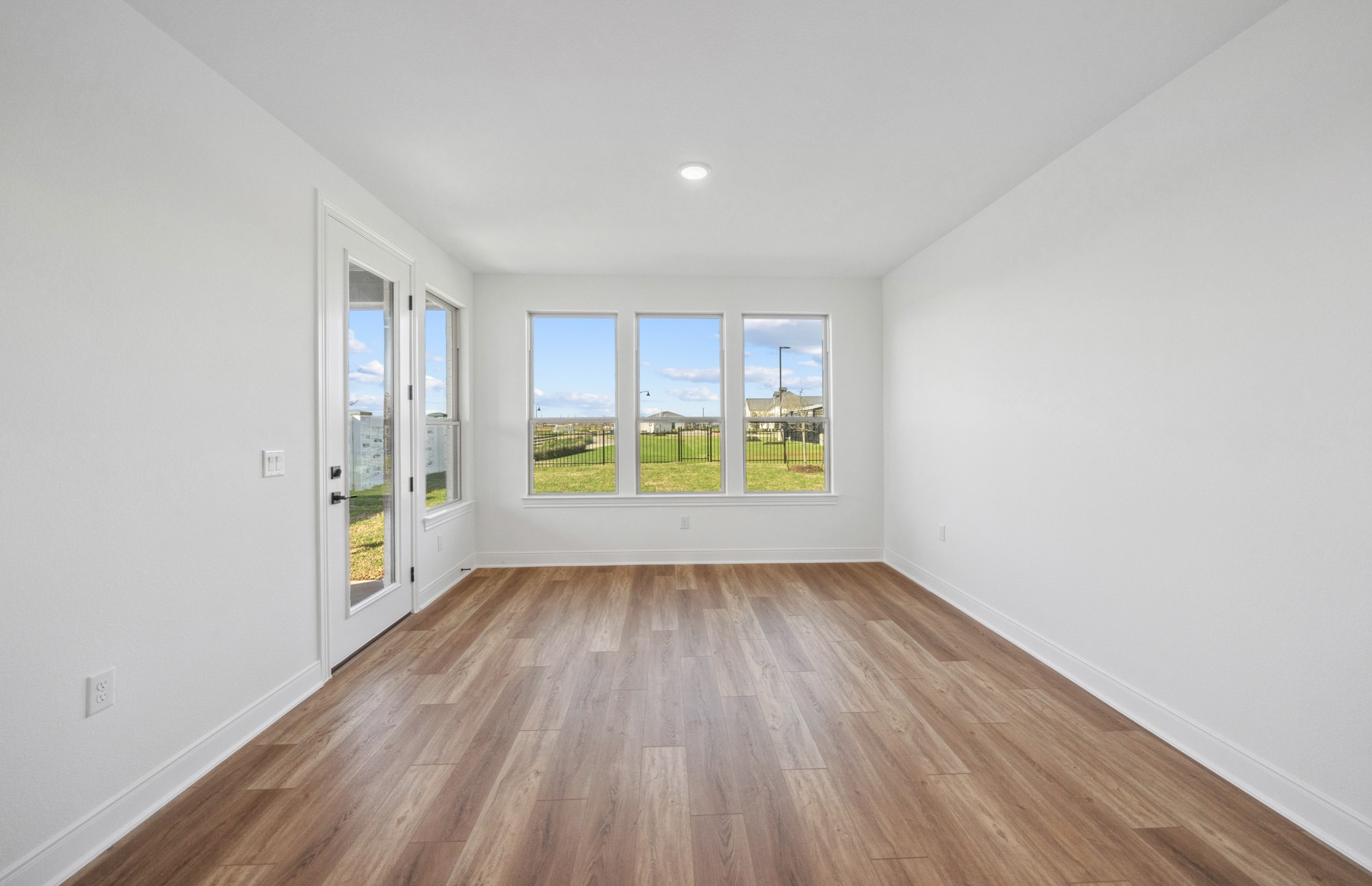 31726 Pleasant View Court Property Photo 16