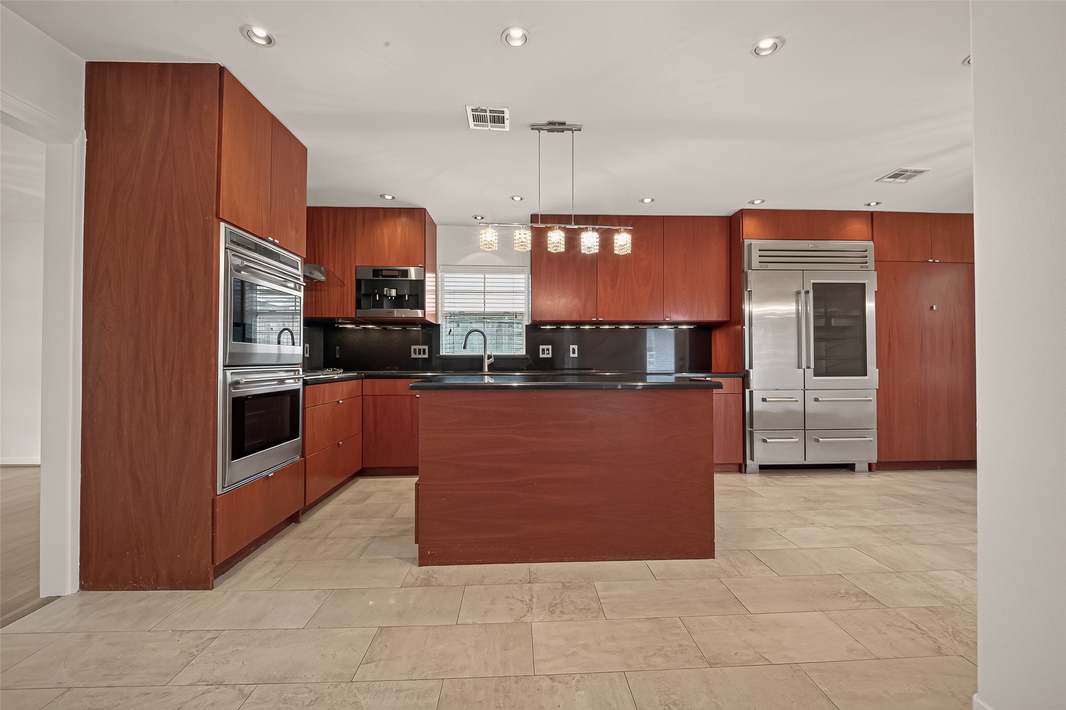 5232 Piping Rock Ln Lane Property Photo 10