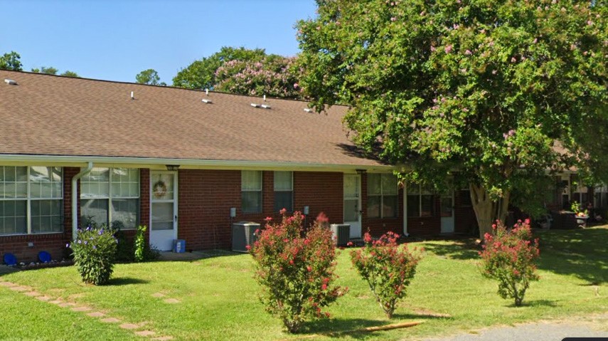 2701 Stanberry Drive Property Photo 8