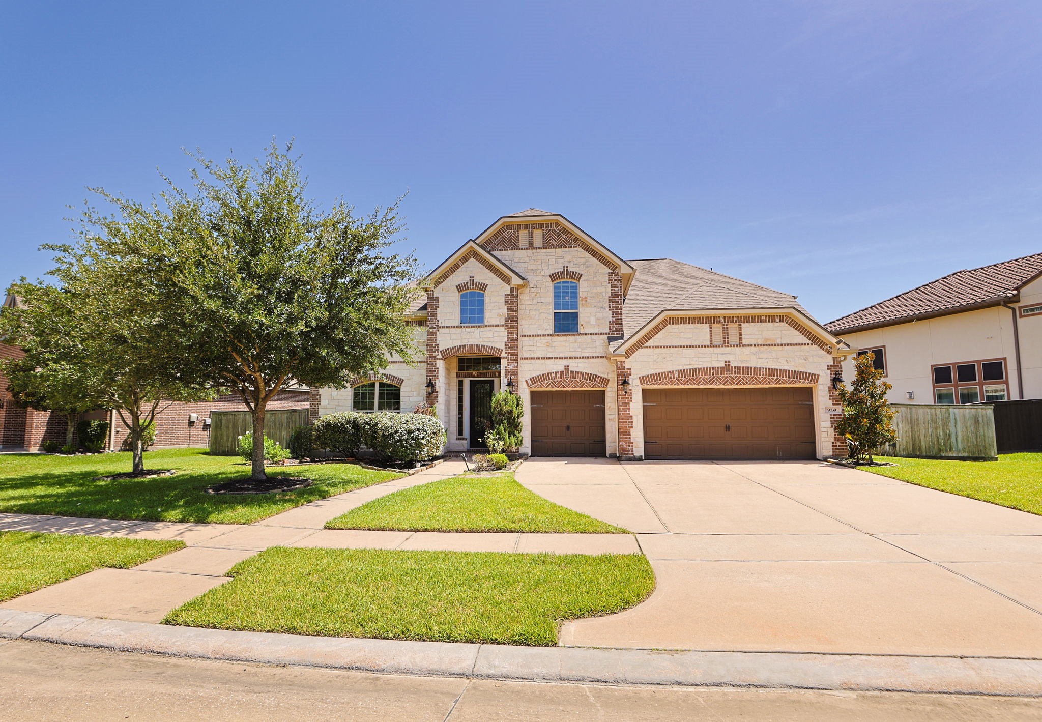 9739 Reston River Lane Property Photo 1
