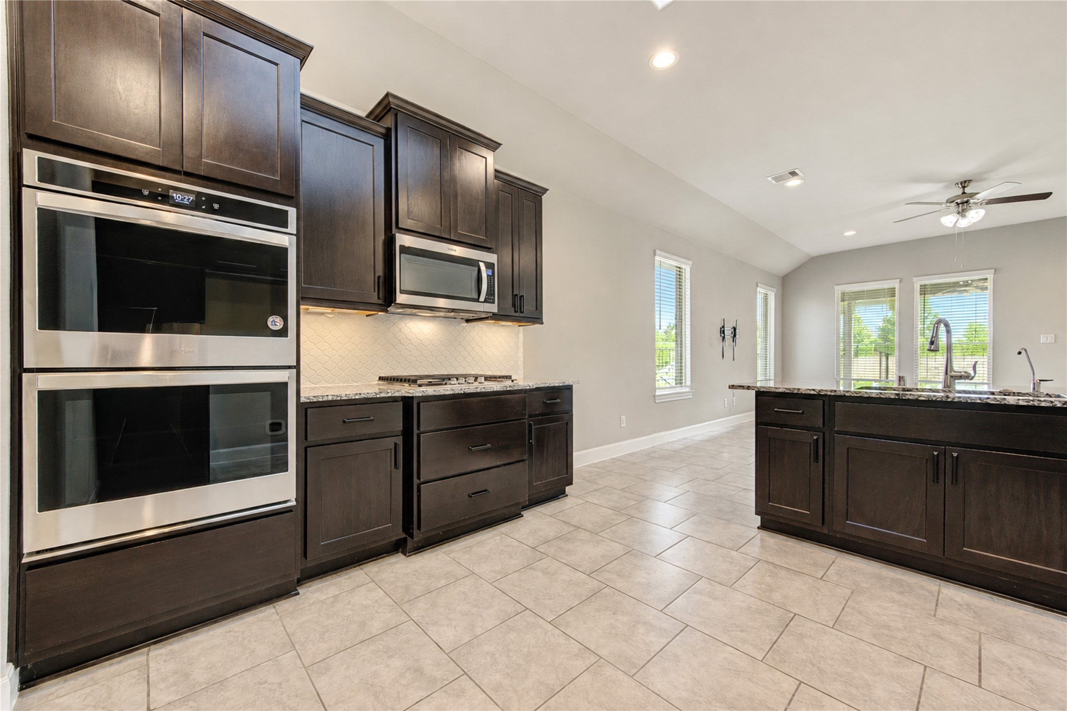 2334 Green Kale Drive Property Photo 17