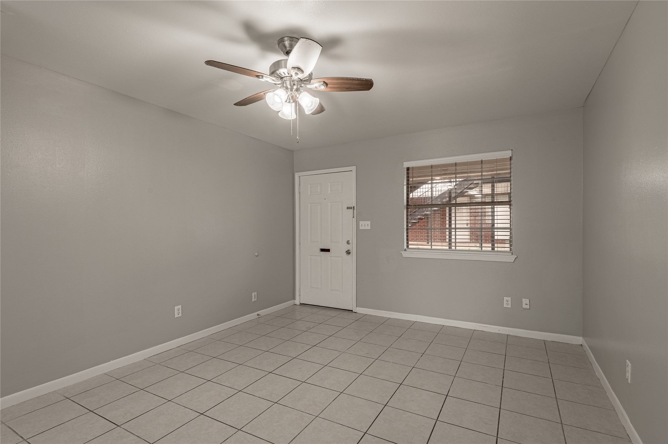 600 Palm Street 10 Property Photo 6