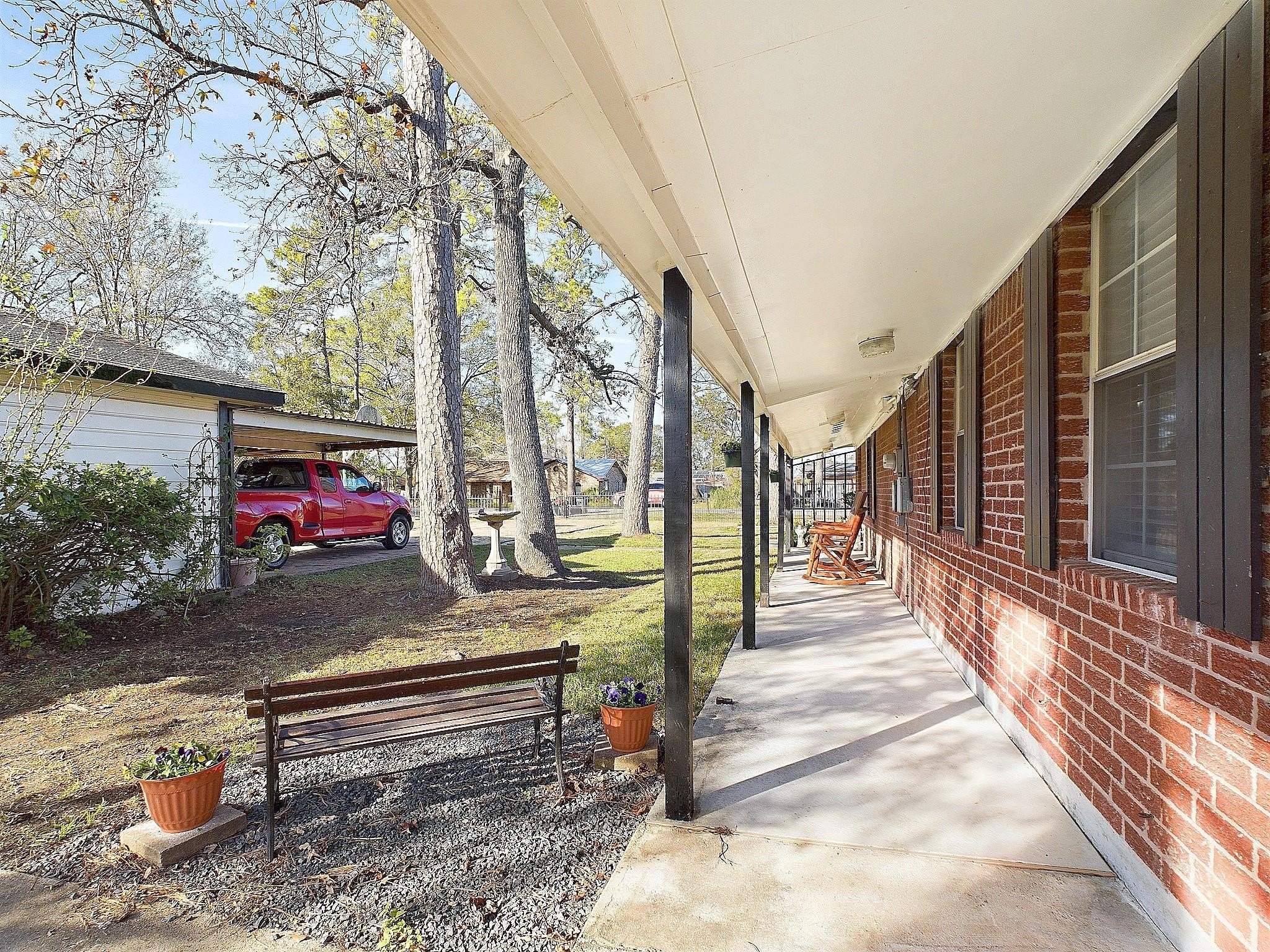 2814 Balmorhea Avenue Property Photo 8