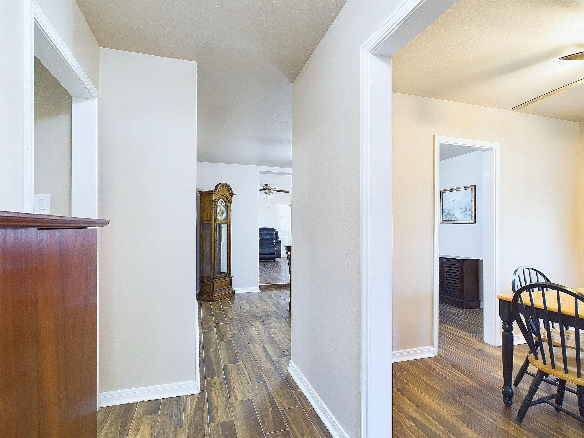 2814 Balmorhea Avenue Property Photo 17