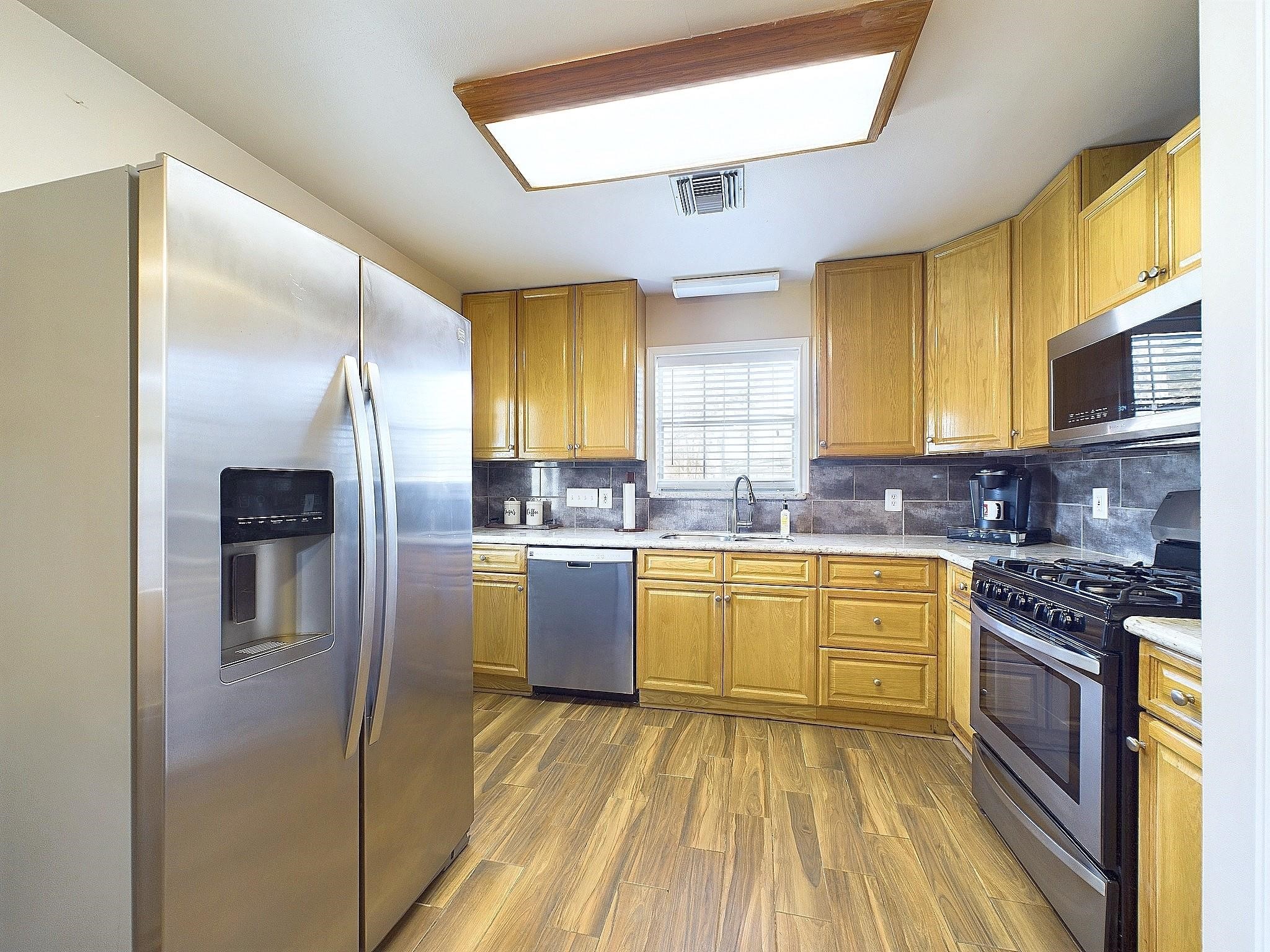 2814 Balmorhea Avenue Property Photo 19