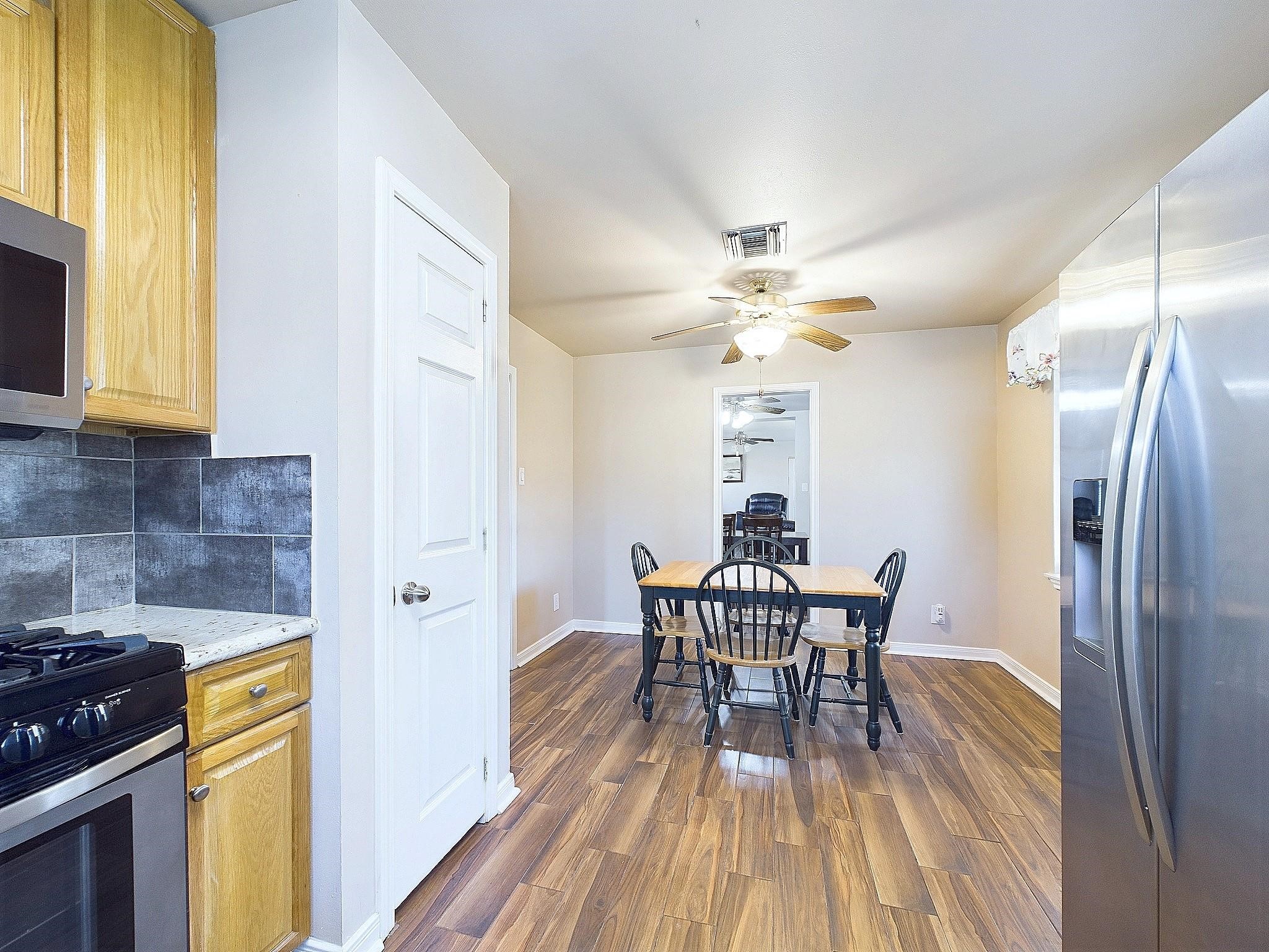 2814 Balmorhea Avenue Property Photo 22