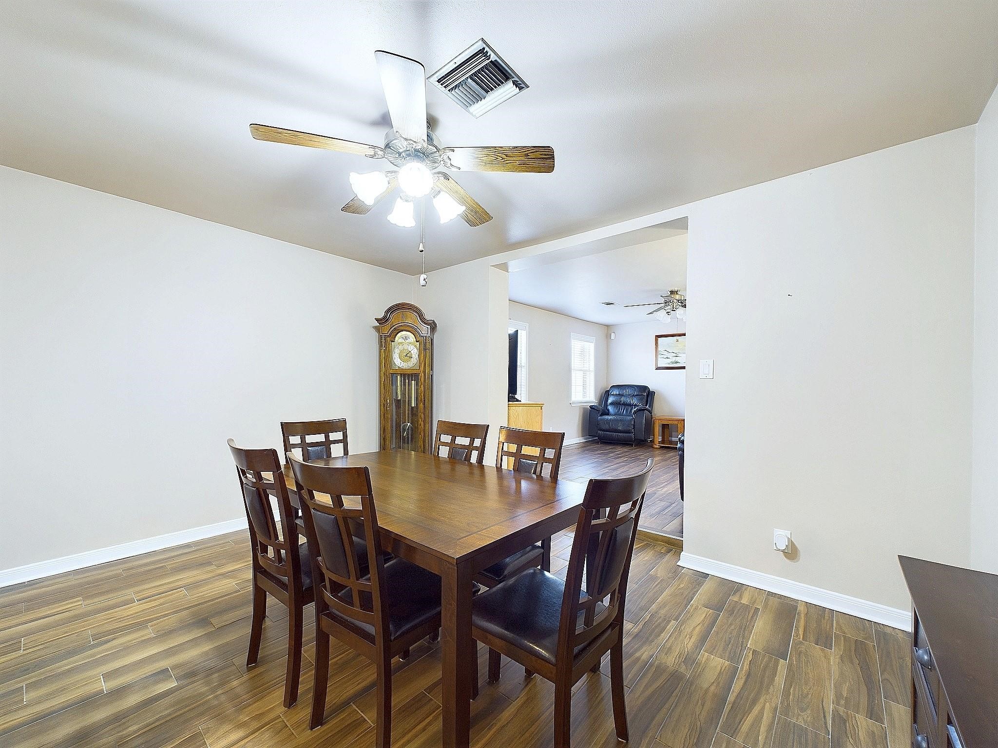 2814 Balmorhea Avenue Property Photo 25