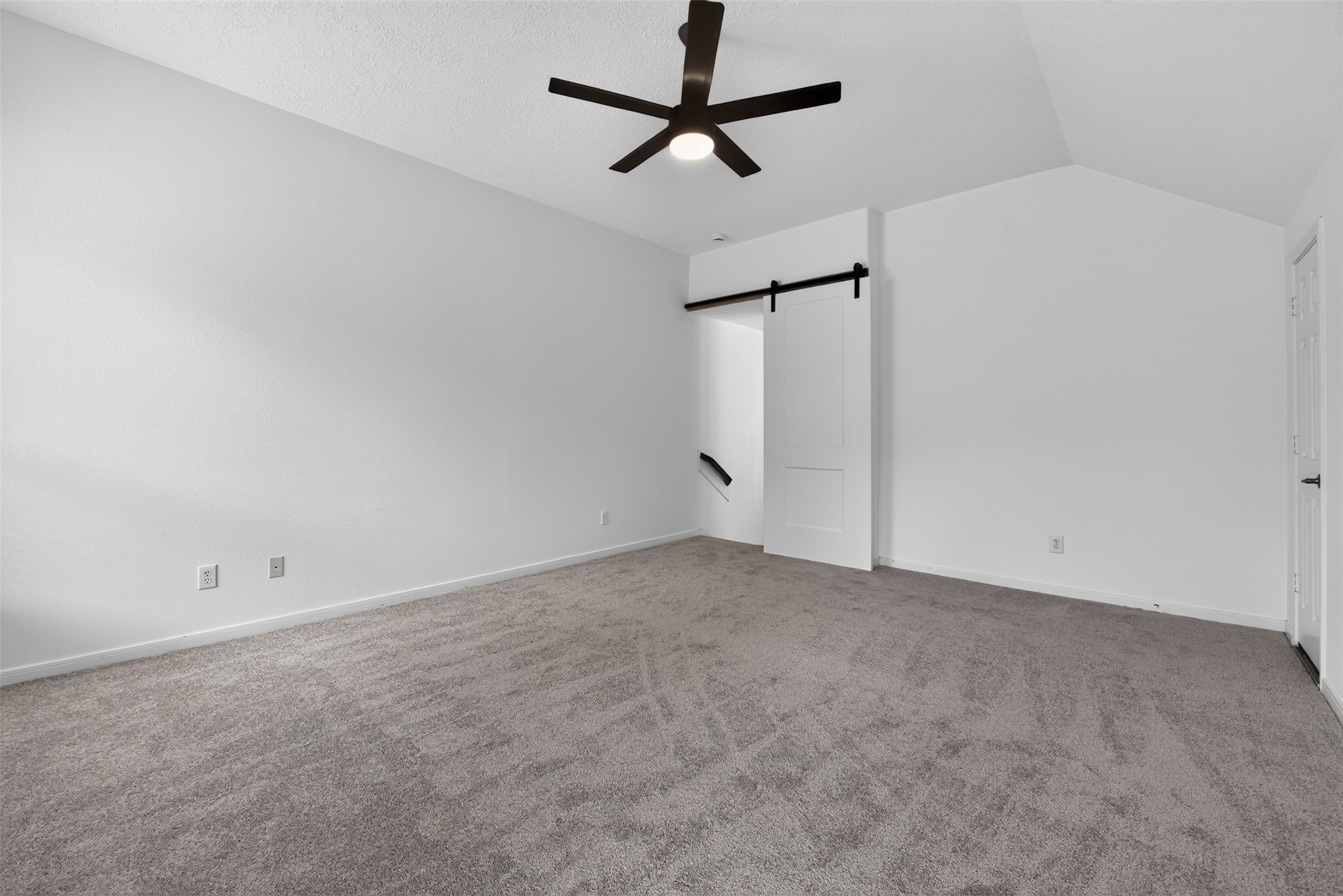 3 W Archwyck Circle Property Photo 19