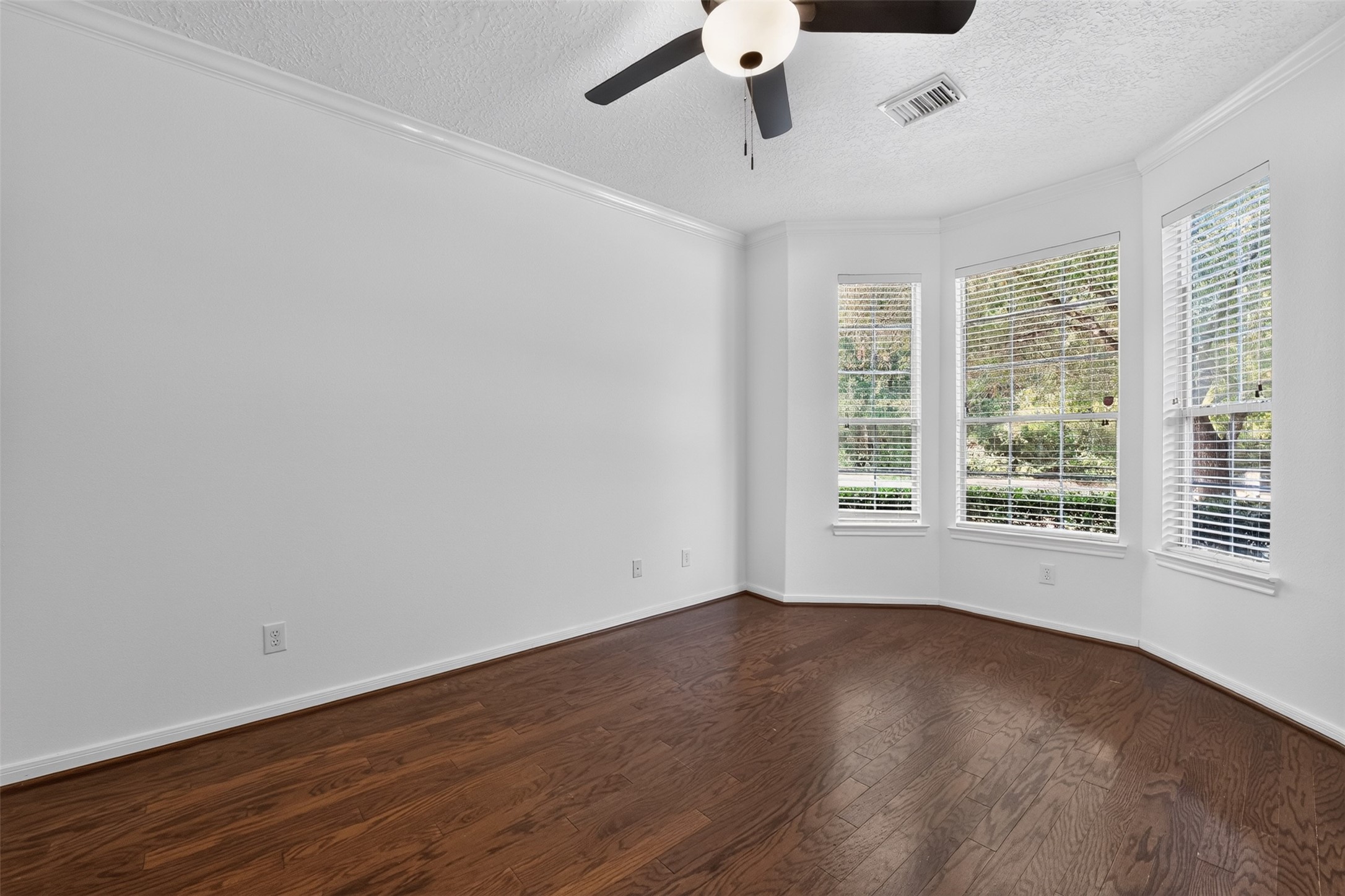3 W Archwyck Circle Property Photo 26